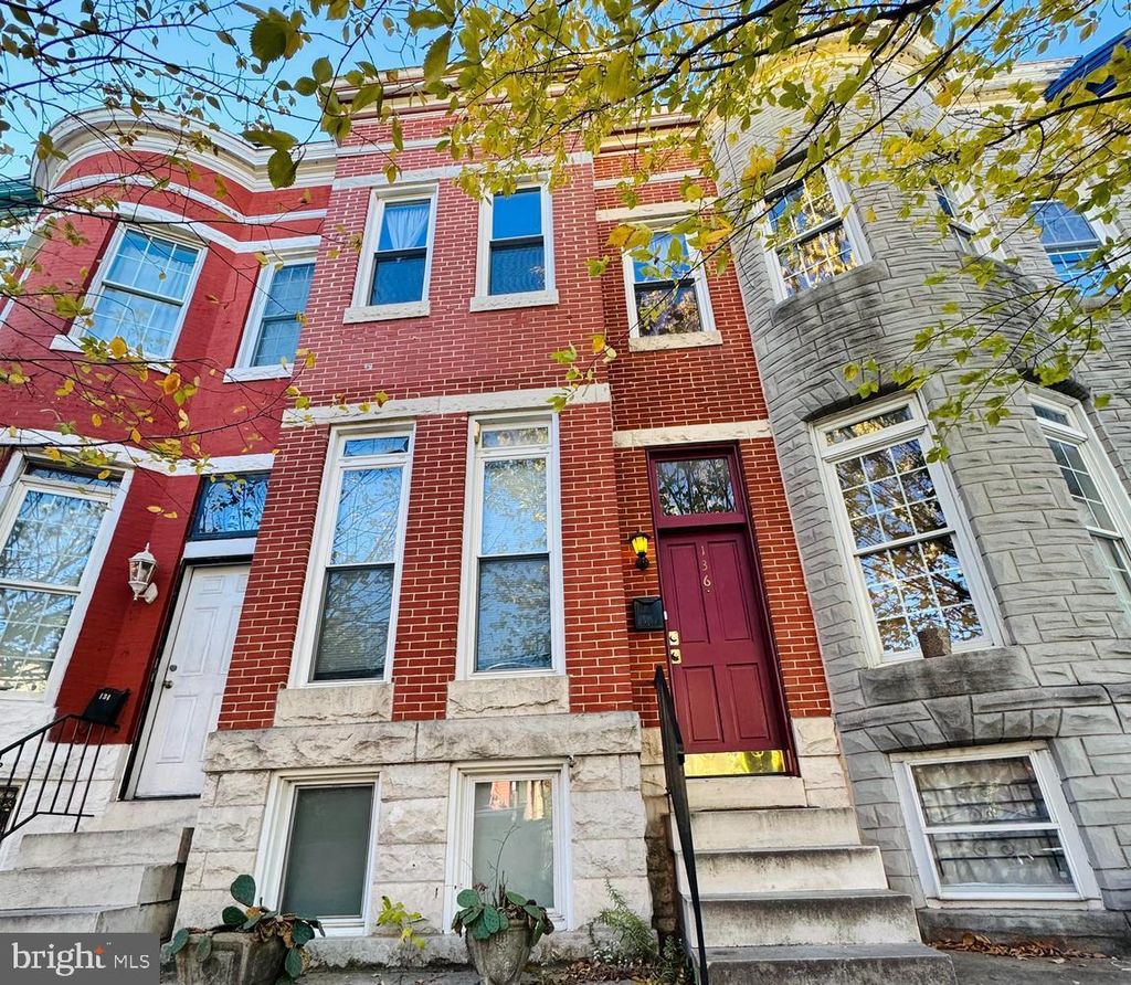 Photo of 136 N Lakewood Avenue N, BALTIMORE, MD 21224 (MLS # MDBA2188938)