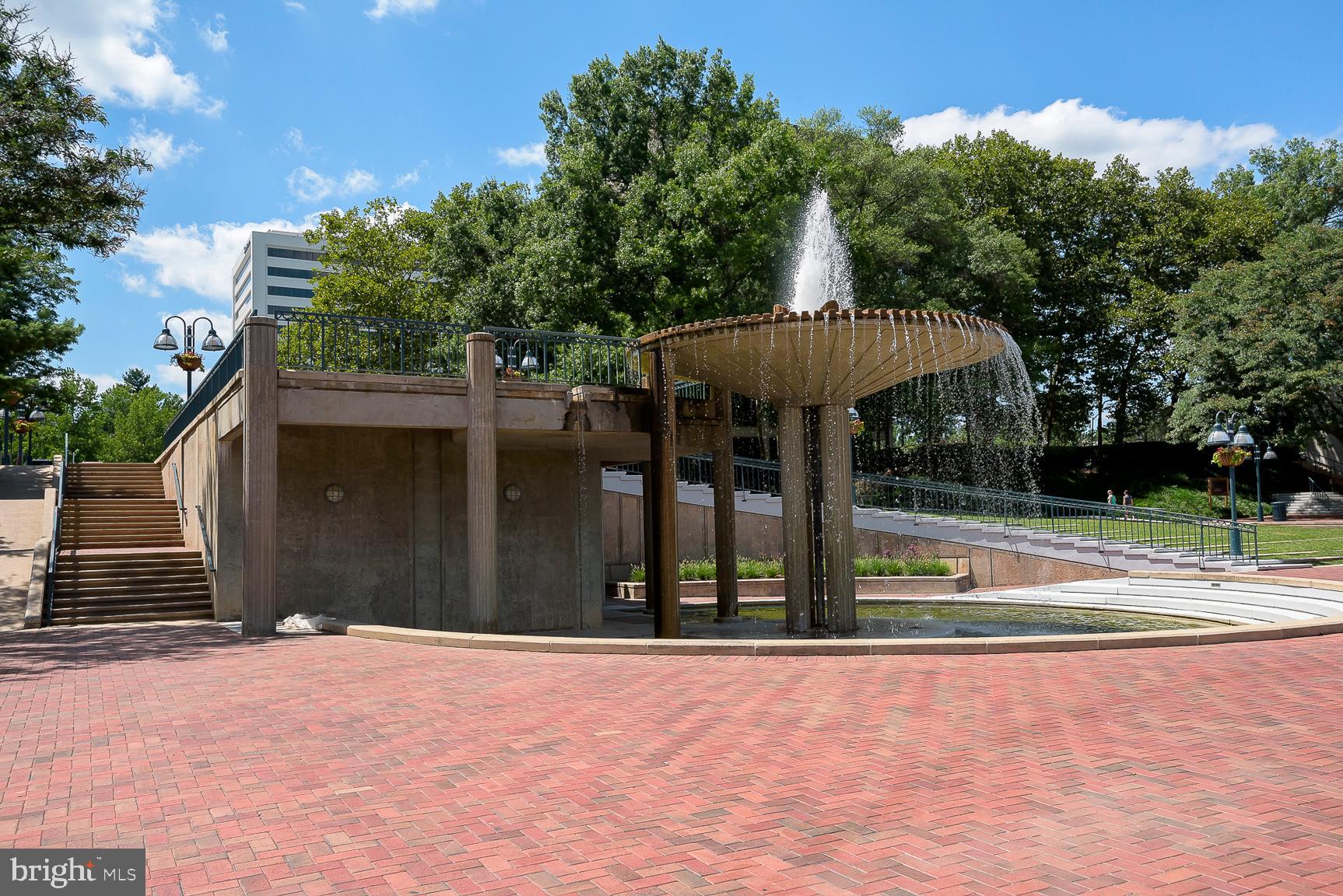 GOVERNORS GRANT - Residential