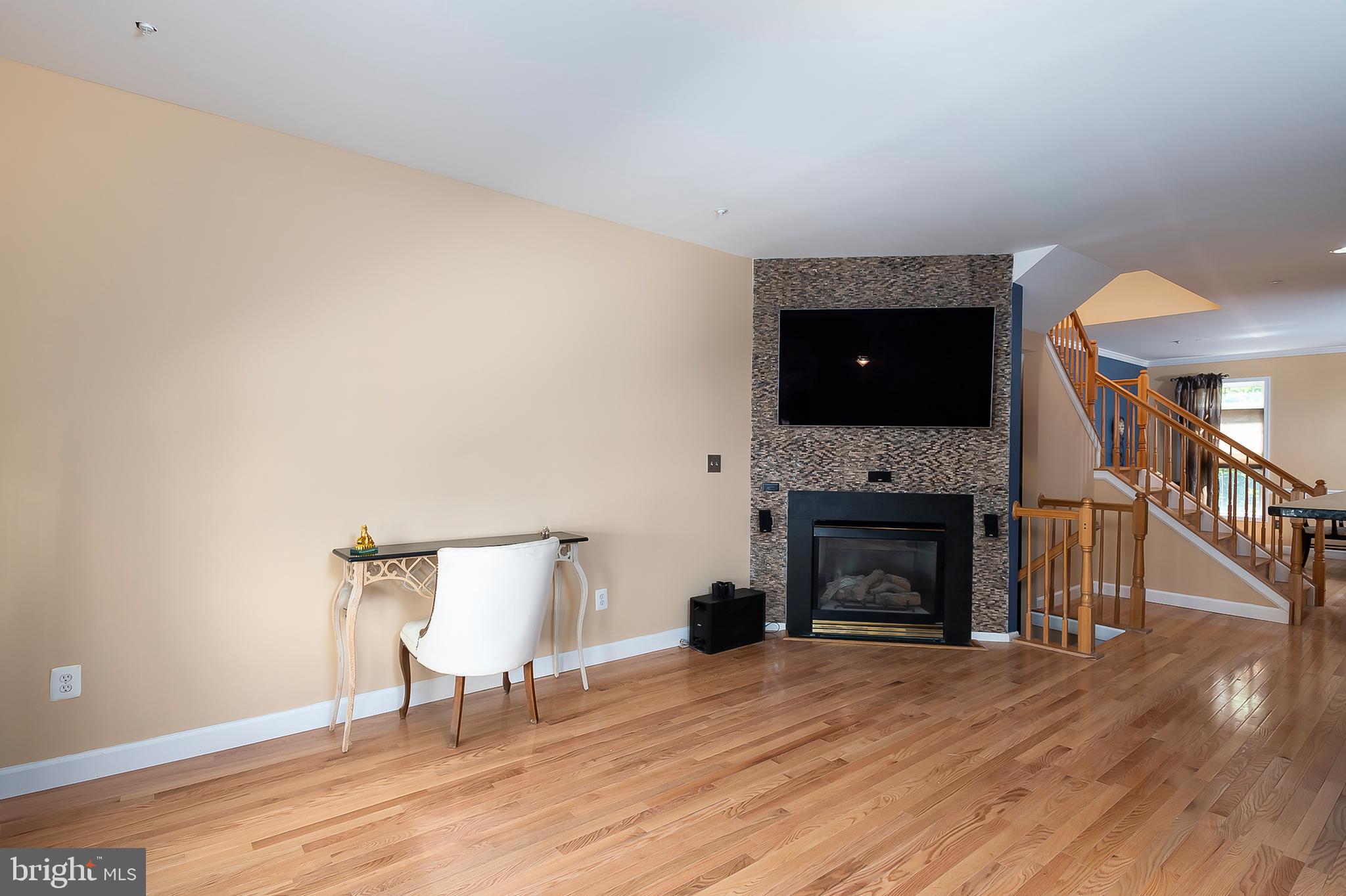 GOVERNORS GRANT - Residential