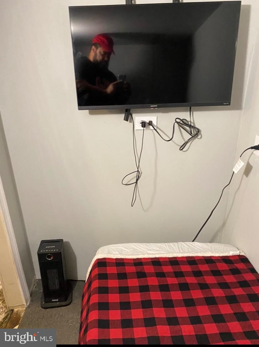 WEST PHILADELPHIA - Residential Income