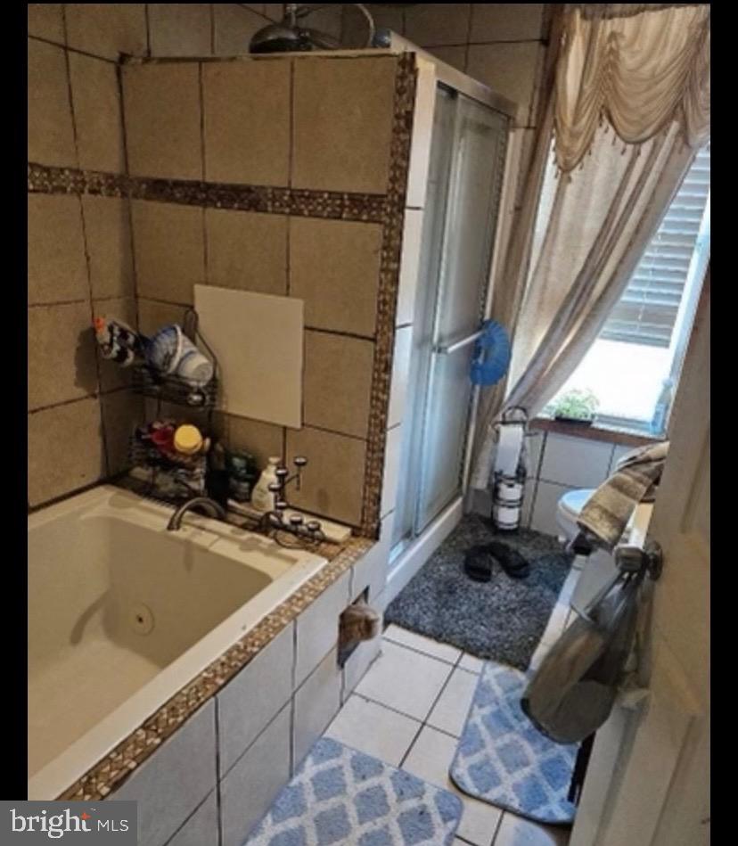 WEST PHILADELPHIA - Residential Income