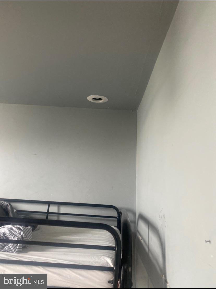 WEST PHILADELPHIA - Residential Income