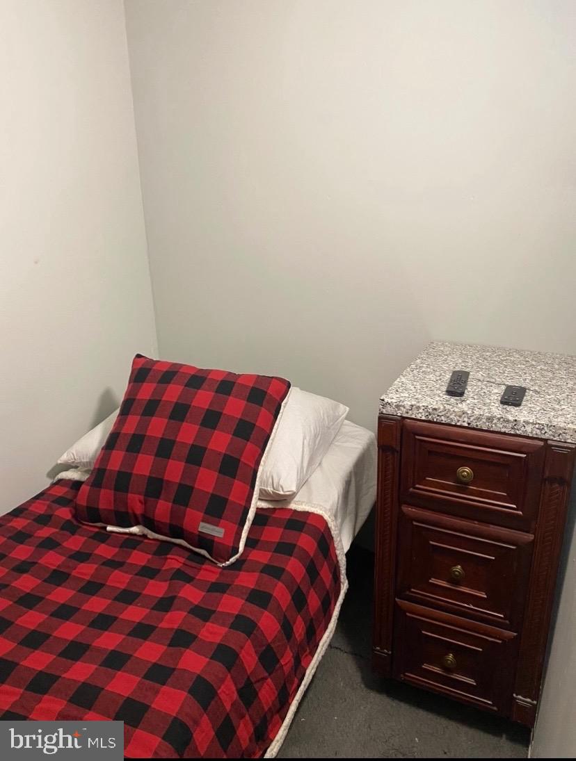 WEST PHILADELPHIA - Residential Income