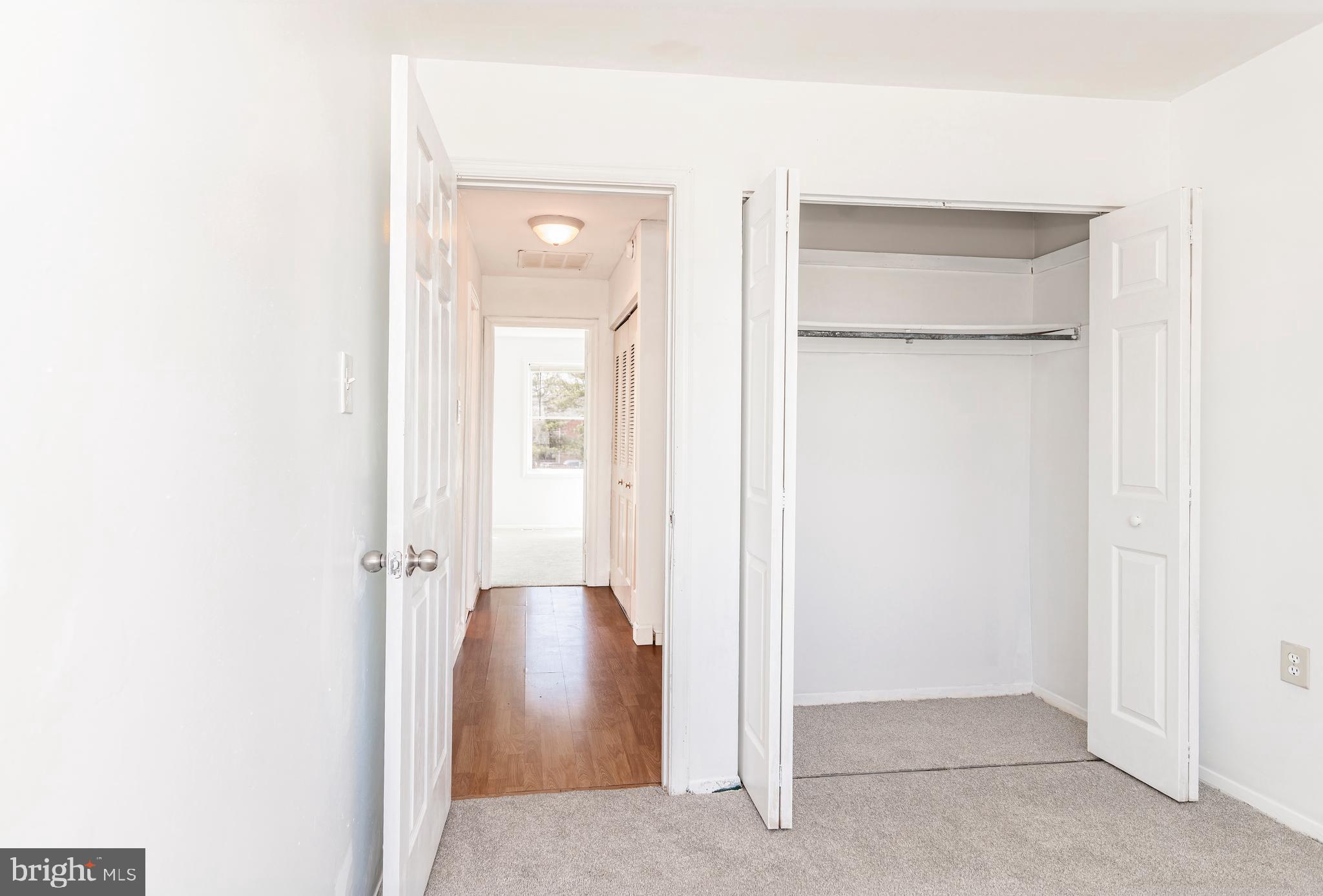 ASHTON GLEN - Residential