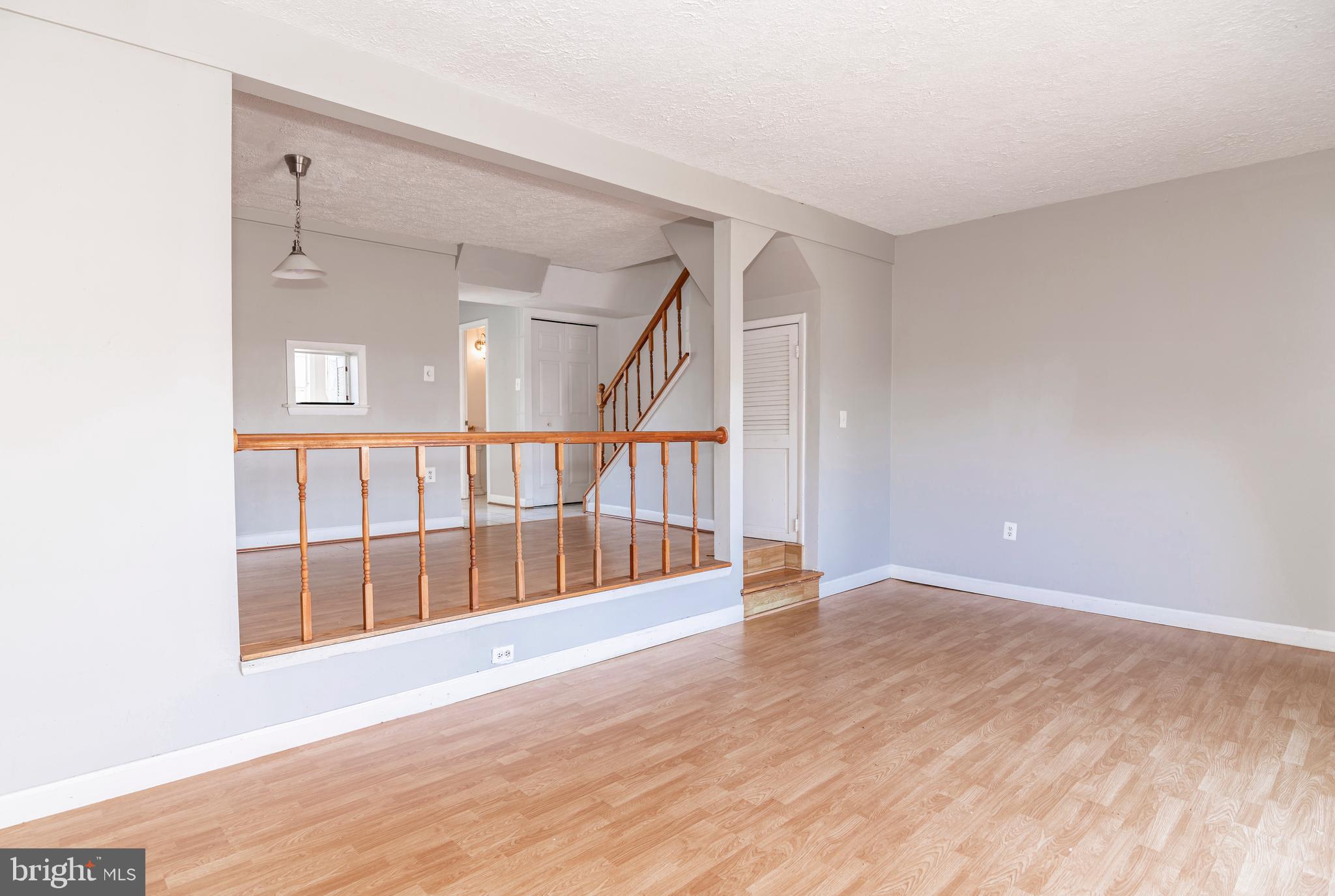 ASHTON GLEN - Residential