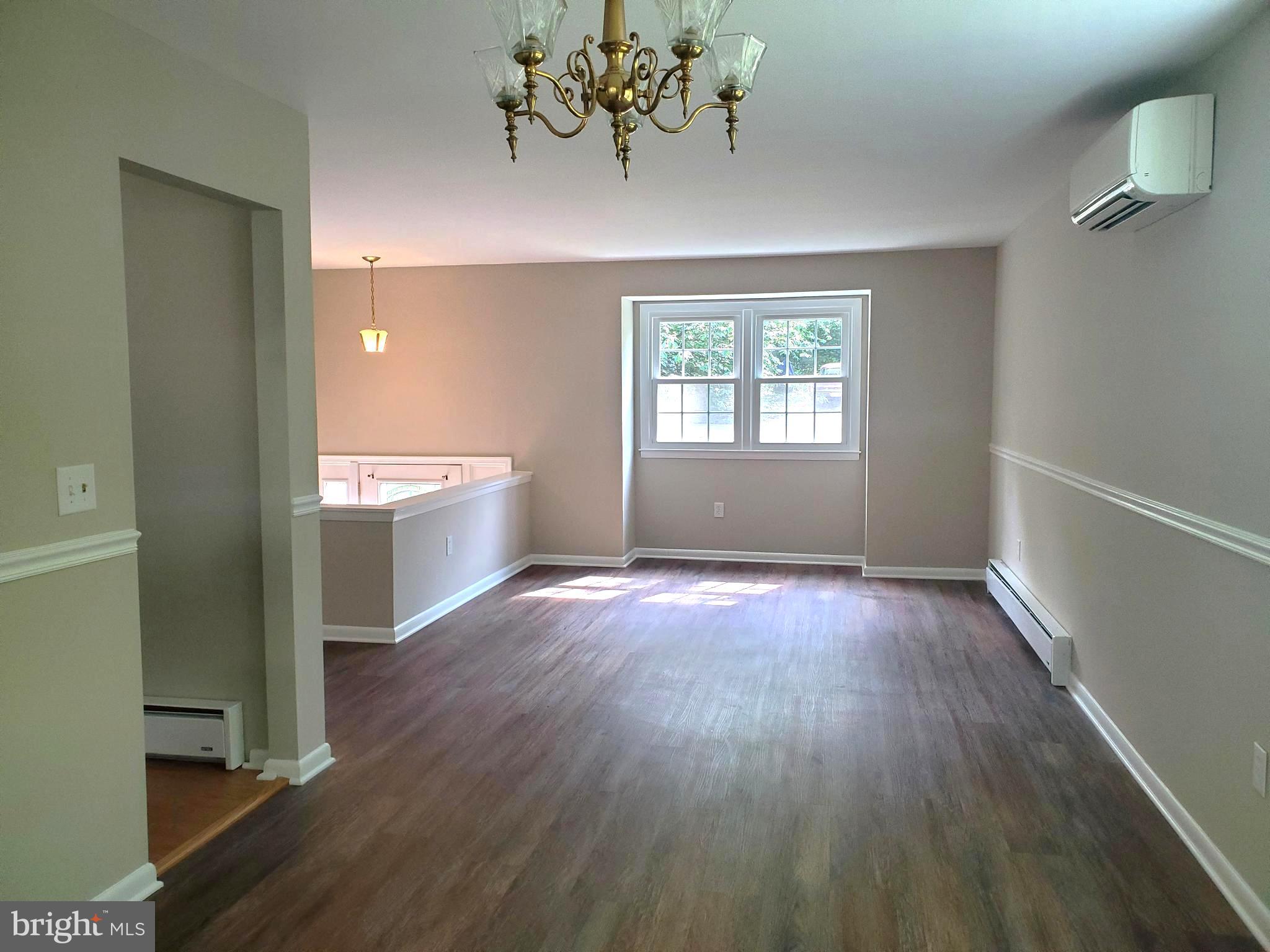 1122 CRESTVIEW DRIVE