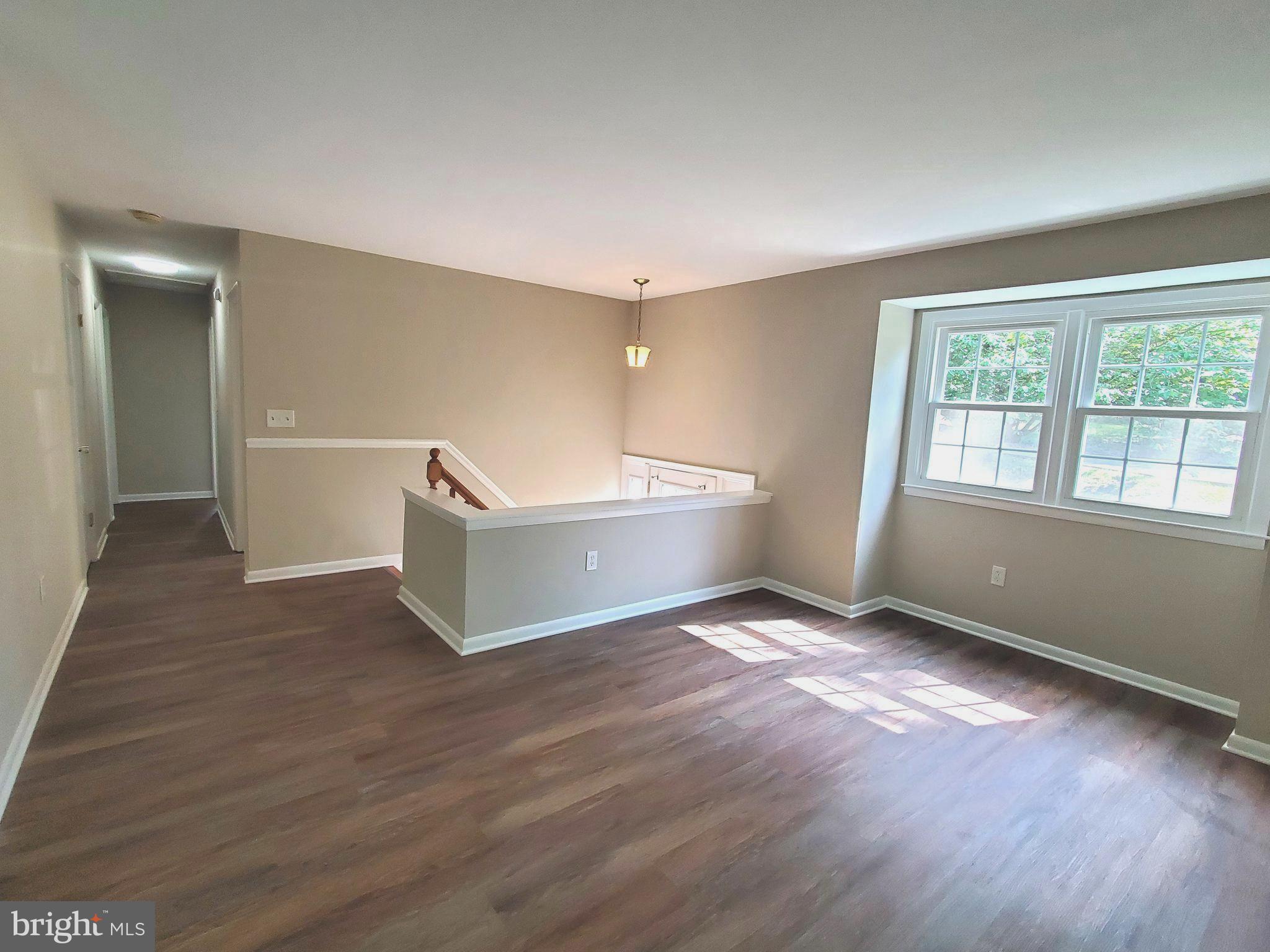 1122 CRESTVIEW DRIVE