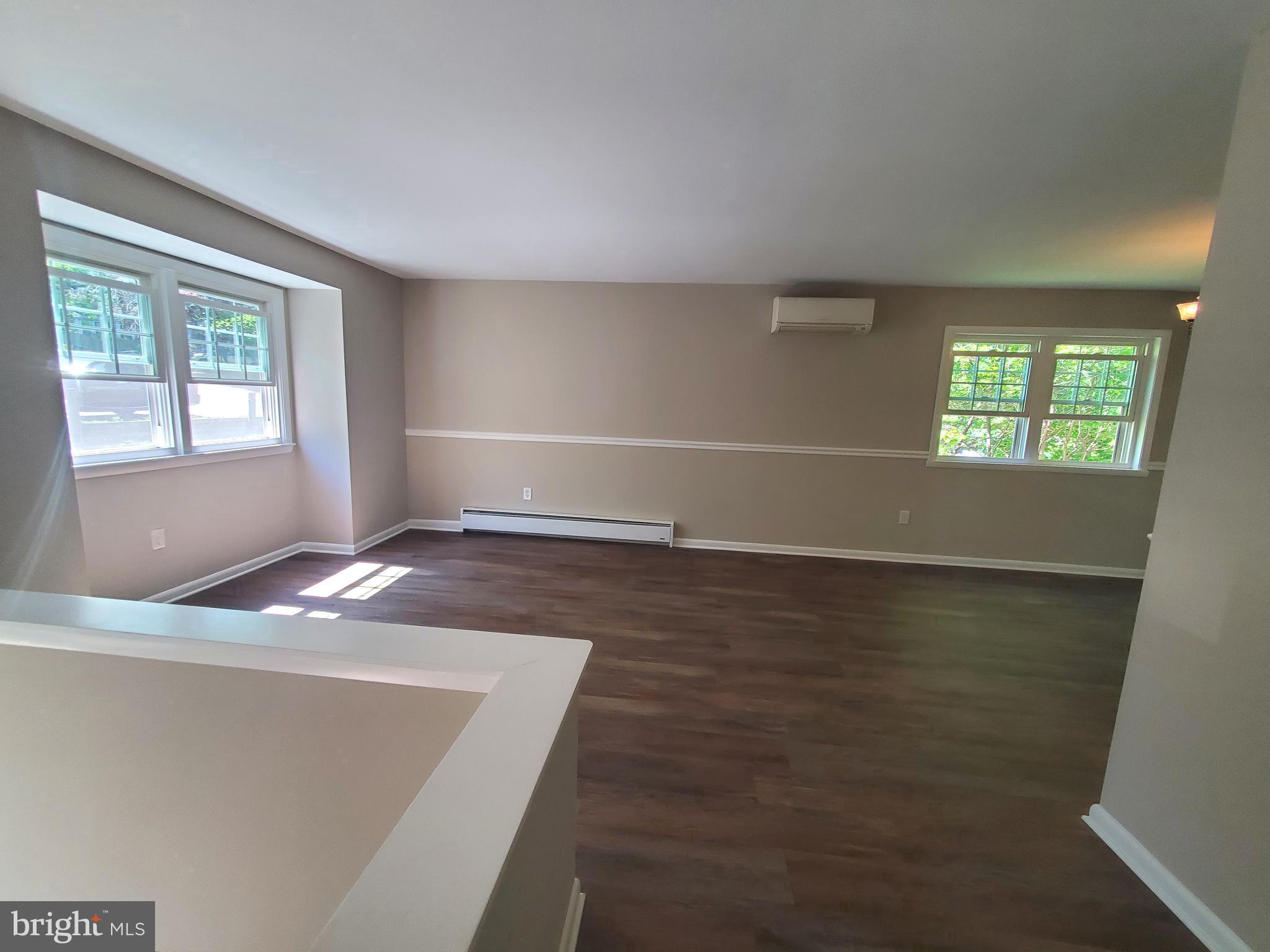 1122 CRESTVIEW DRIVE