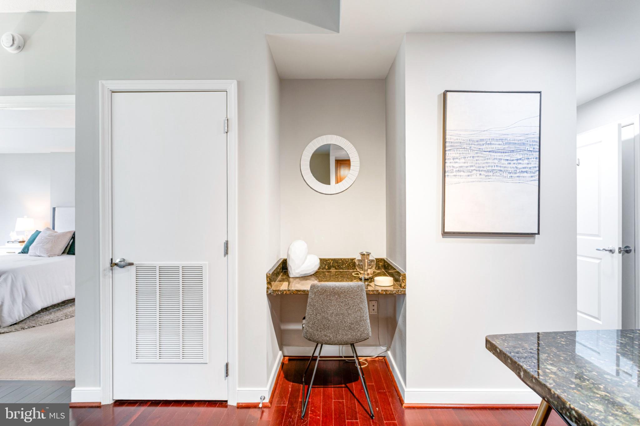 ONE NATIONAL HARBOR CONDOMINIUM - Residential