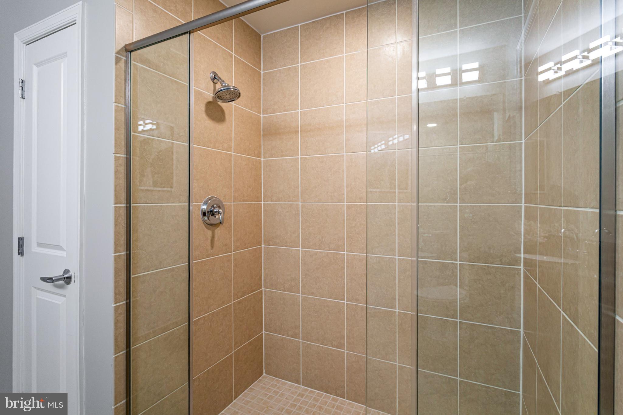 ONE NATIONAL HARBOR CONDOMINIUM - Residential