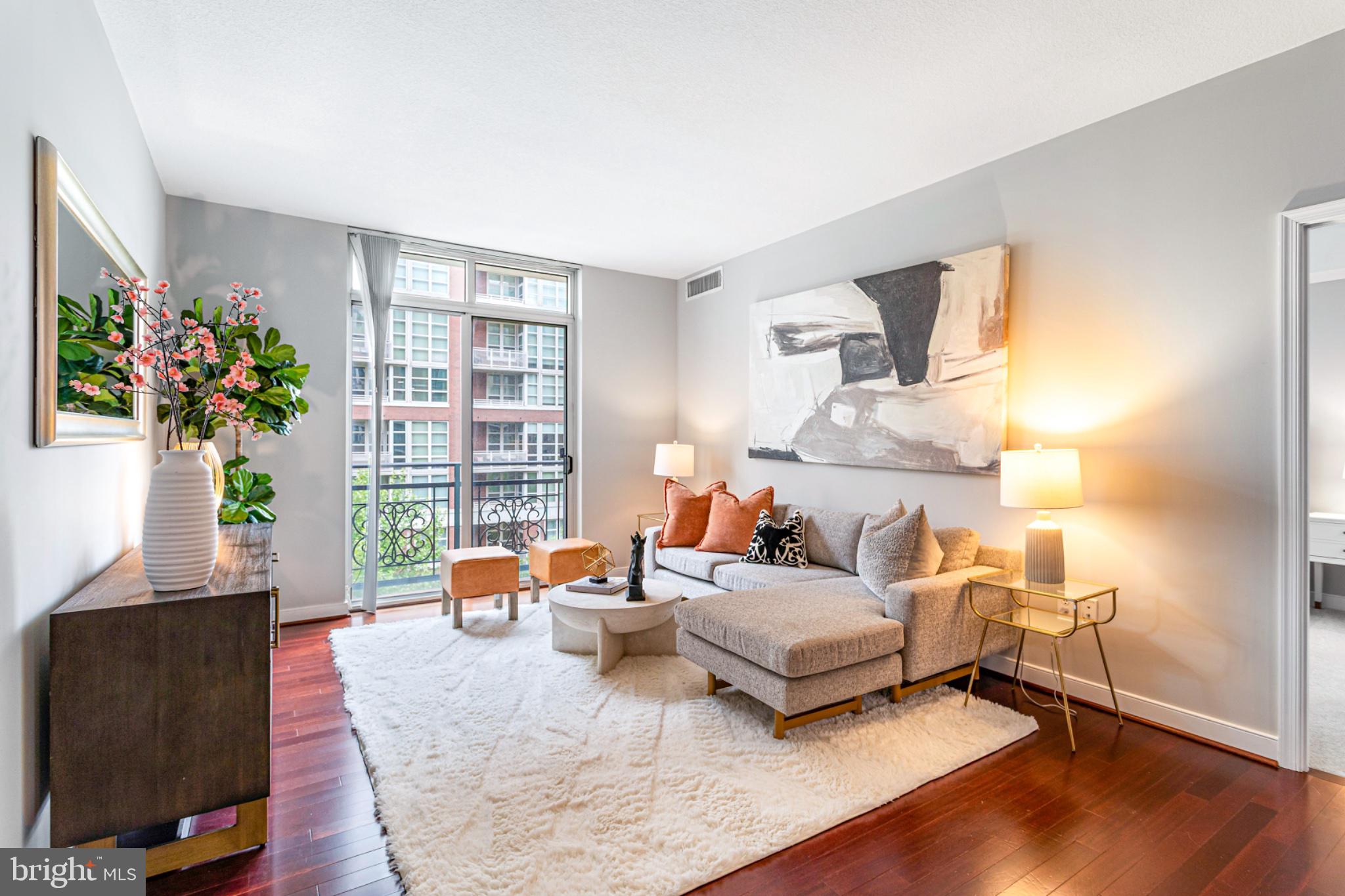 ONE NATIONAL HARBOR CONDOMINIUM - Residential