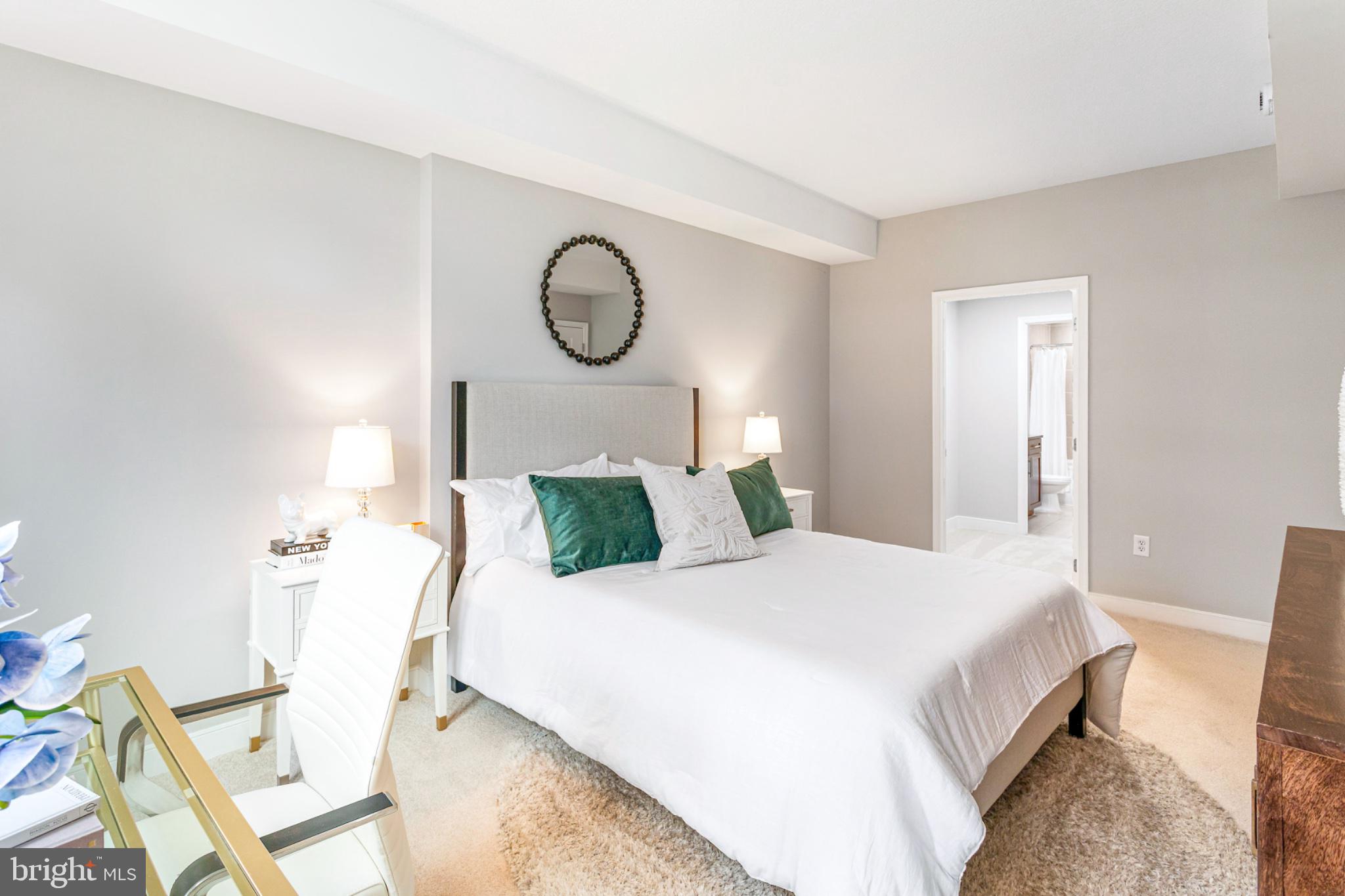 ONE NATIONAL HARBOR CONDOMINIUM - Residential