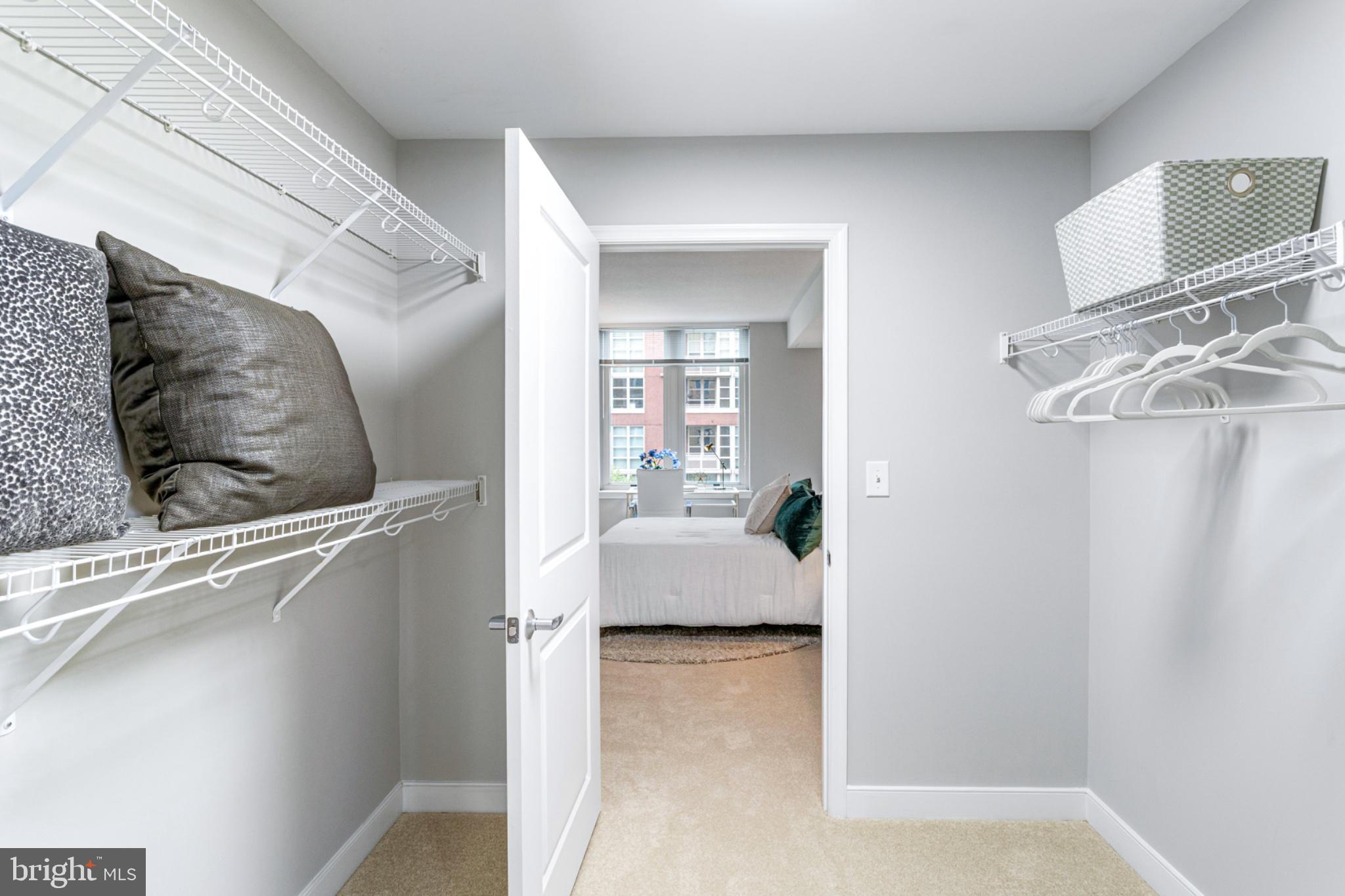 ONE NATIONAL HARBOR CONDOMINIUM - Residential