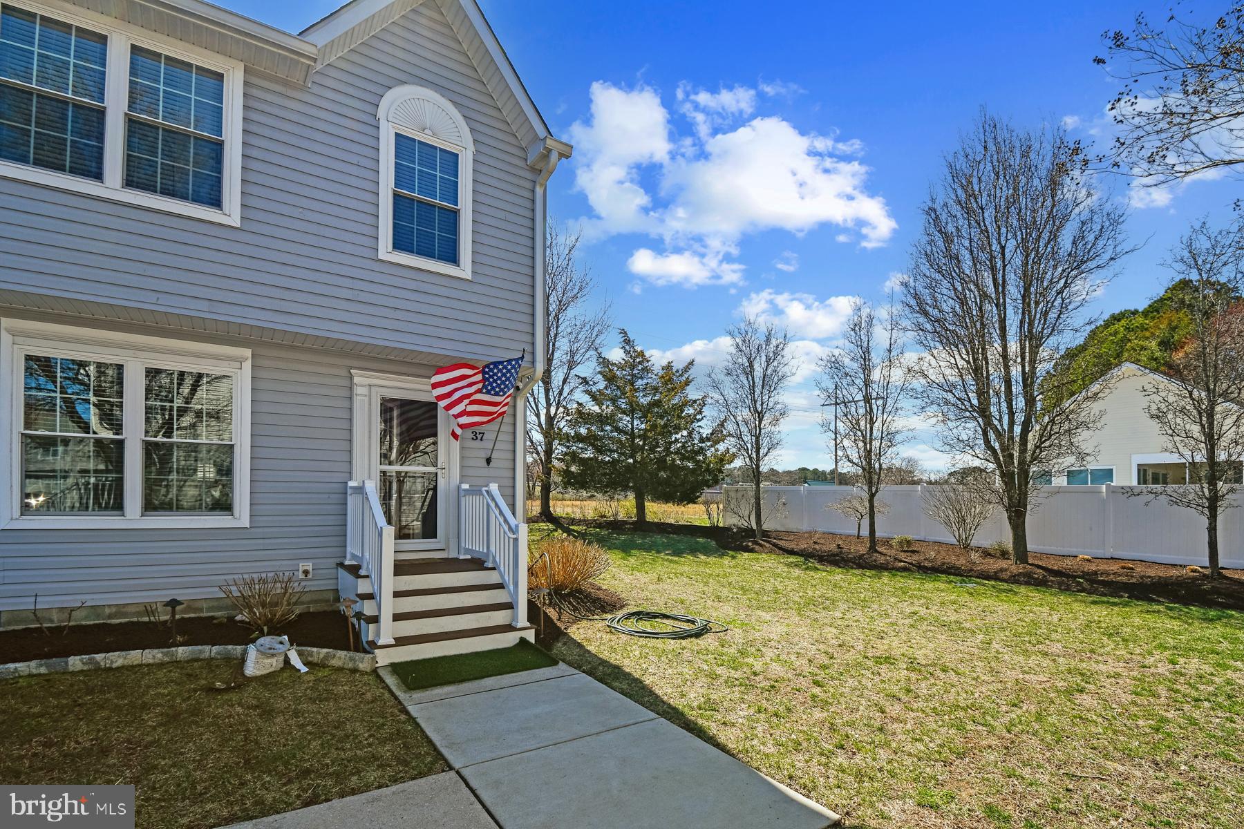 BETHANY MEADOWS - Residential