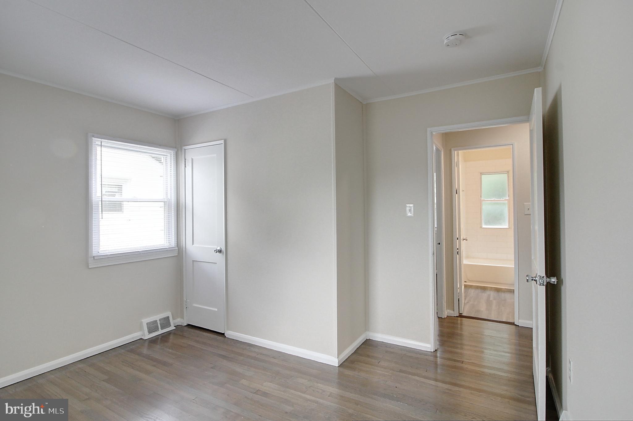 VILLA ESTATES - Residential Lease