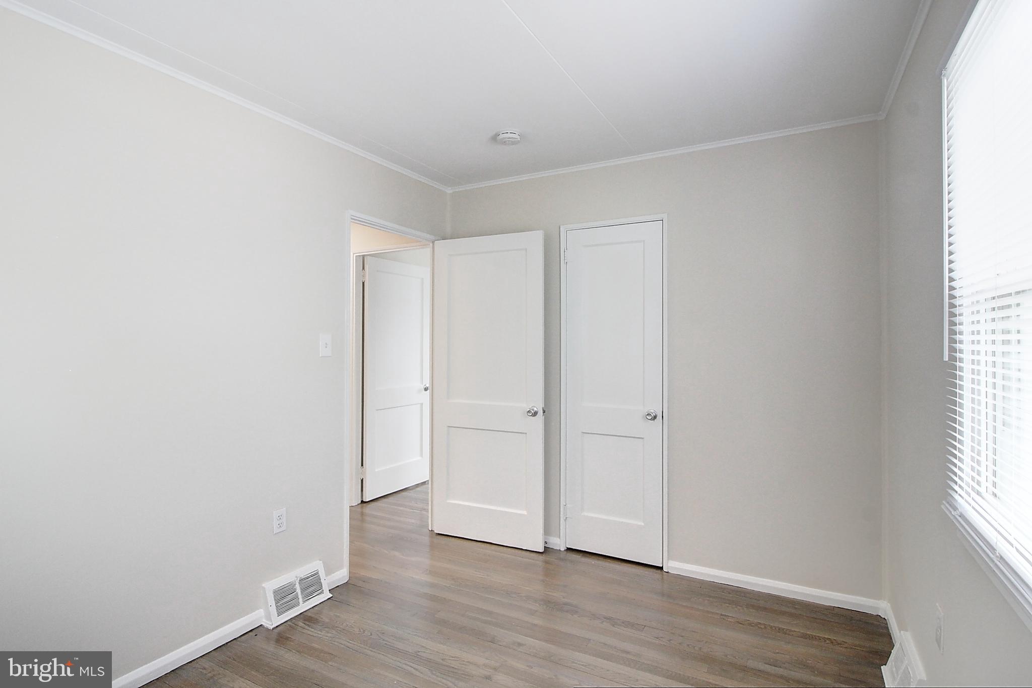 VILLA ESTATES - Residential Lease