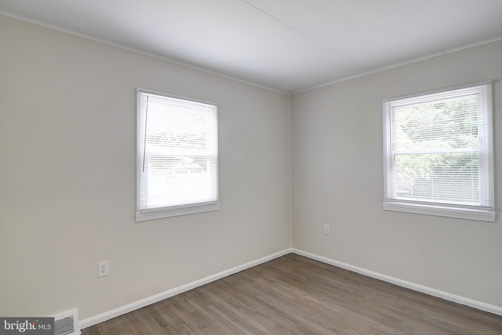 VILLA ESTATES - Residential Lease