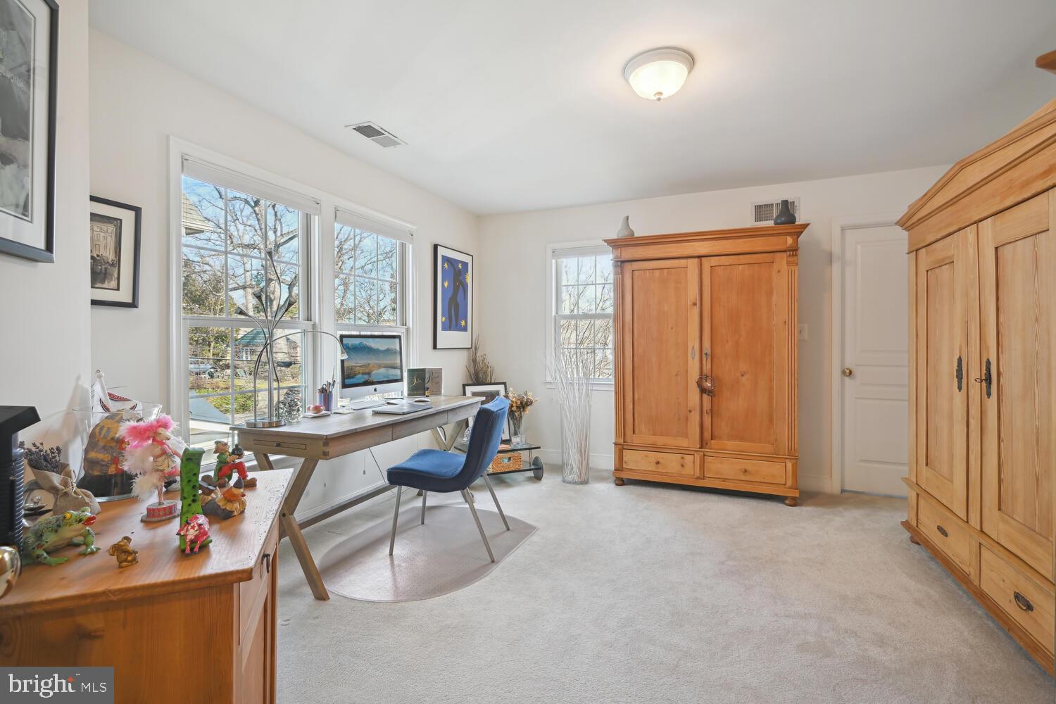 TUCKAHOE VILLAGE - Residential