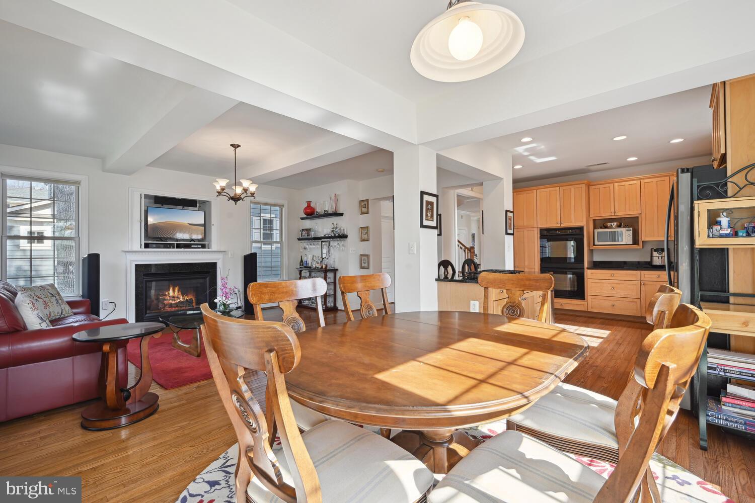 TUCKAHOE VILLAGE - Residential