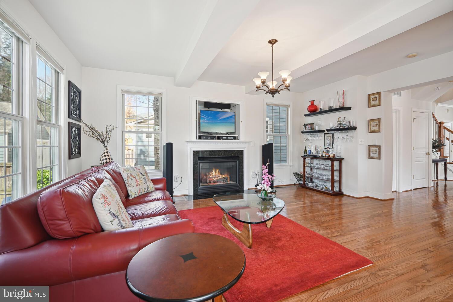 TUCKAHOE VILLAGE - Residential