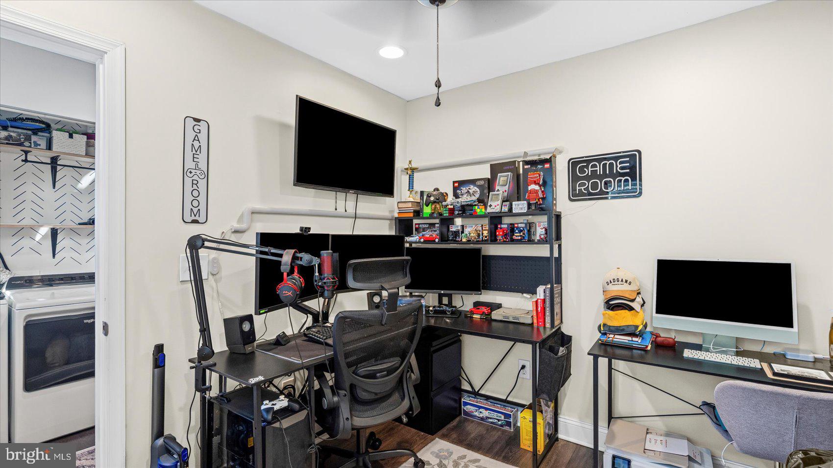 AERO ACRES - Residential