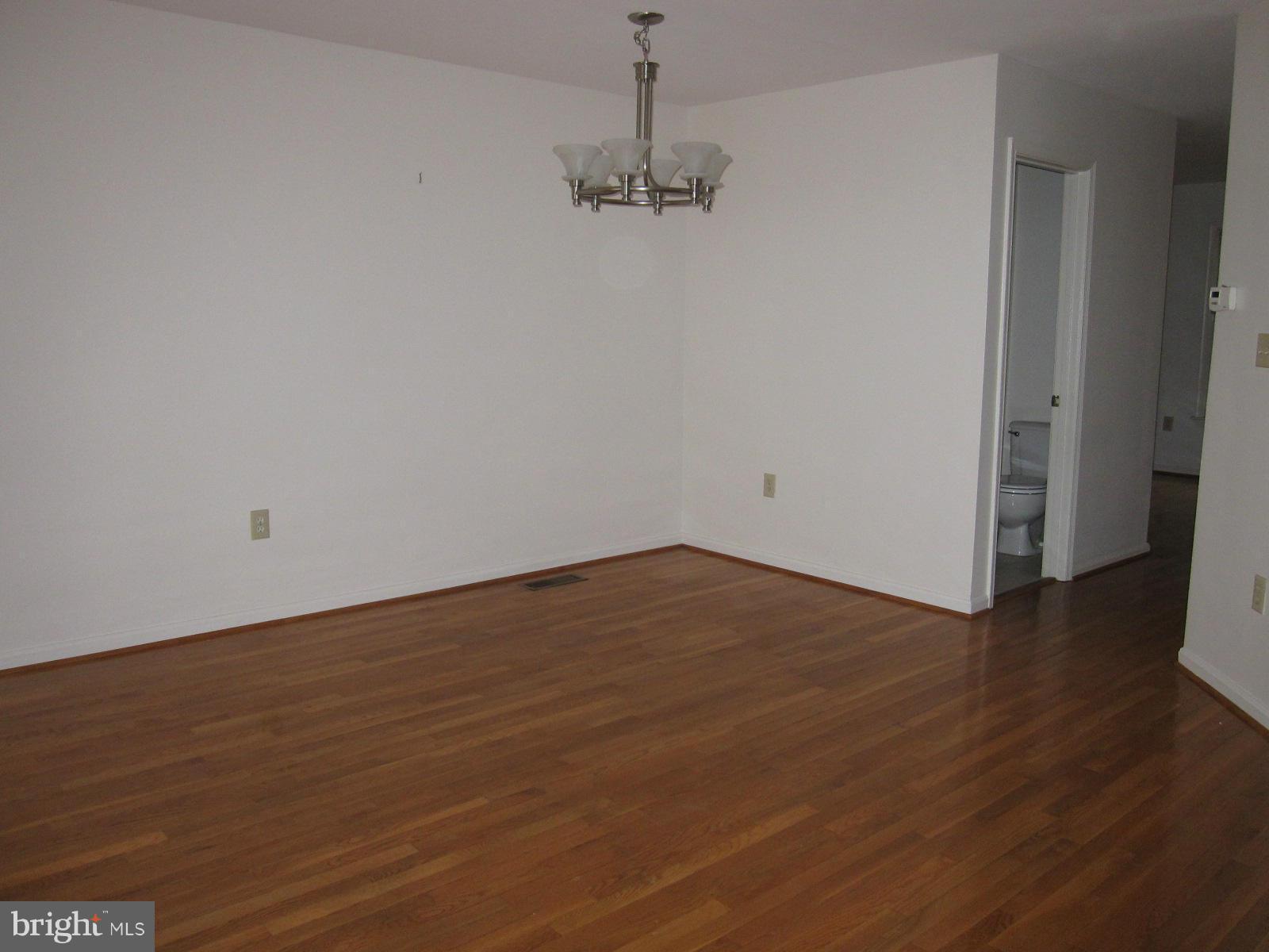 KINGSTOWNE - Residential Lease