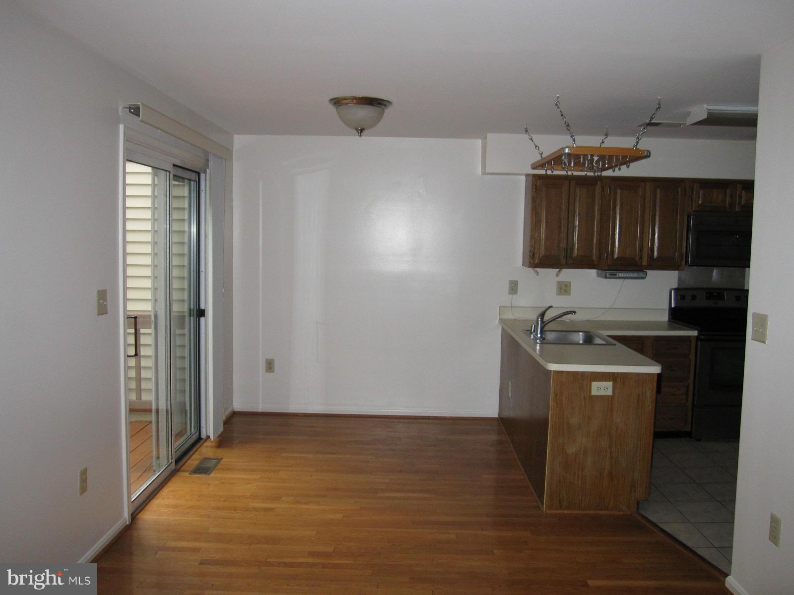 KINGSTOWNE - Residential Lease
