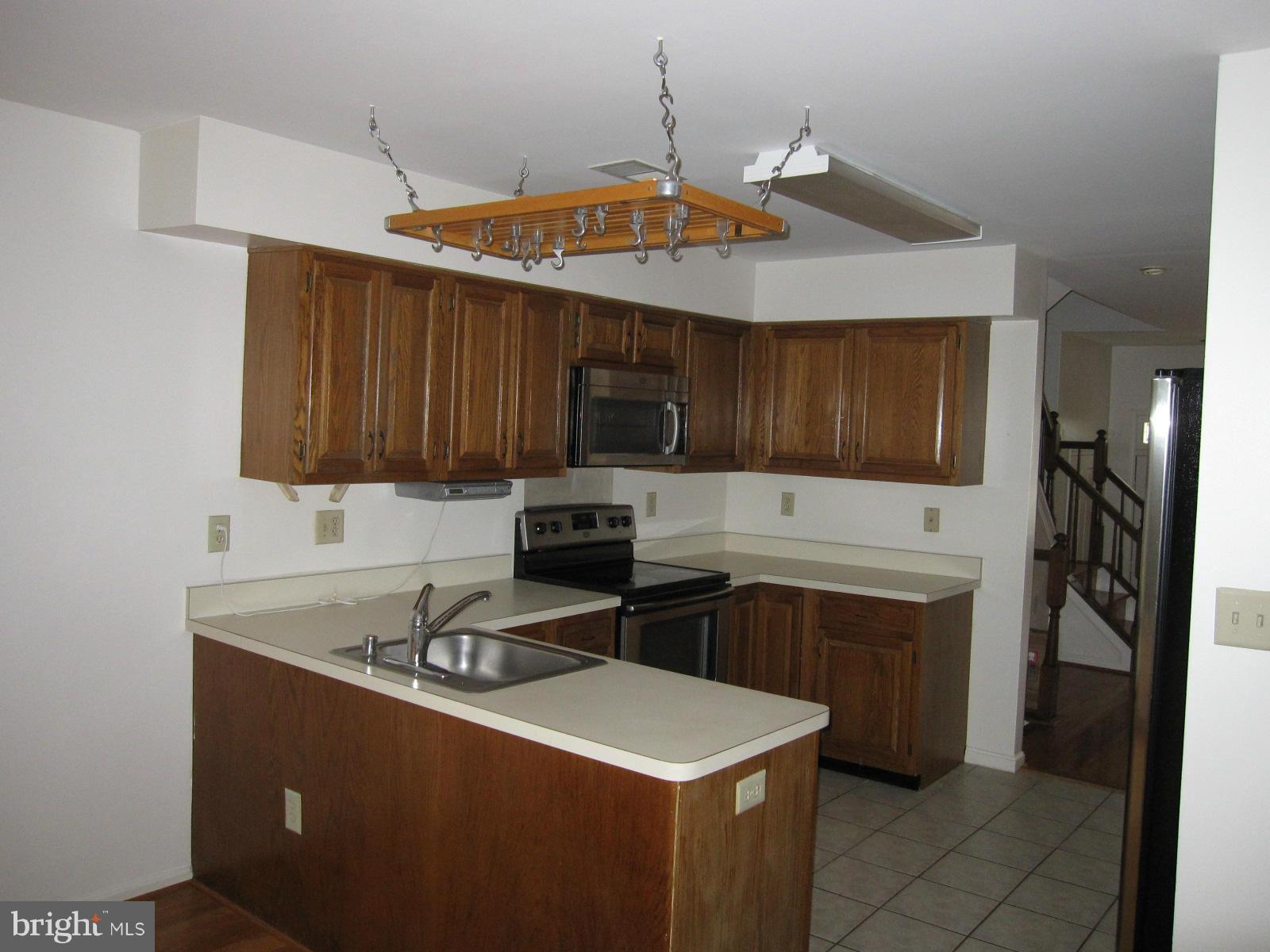 KINGSTOWNE - Residential Lease