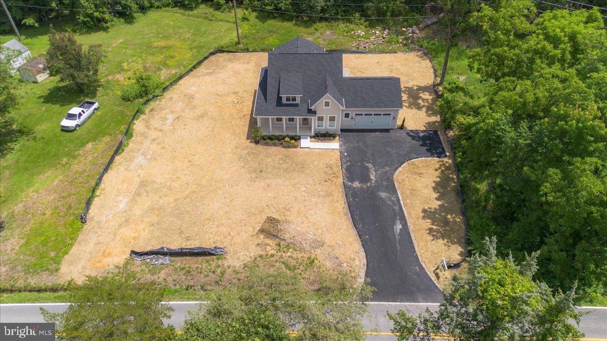 8629 UNIONVILLE ROAD