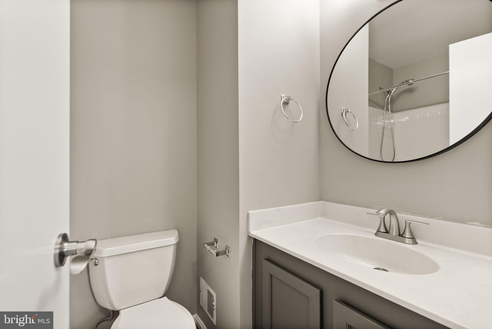 COMPTON VALLEY ESTATES - Residential