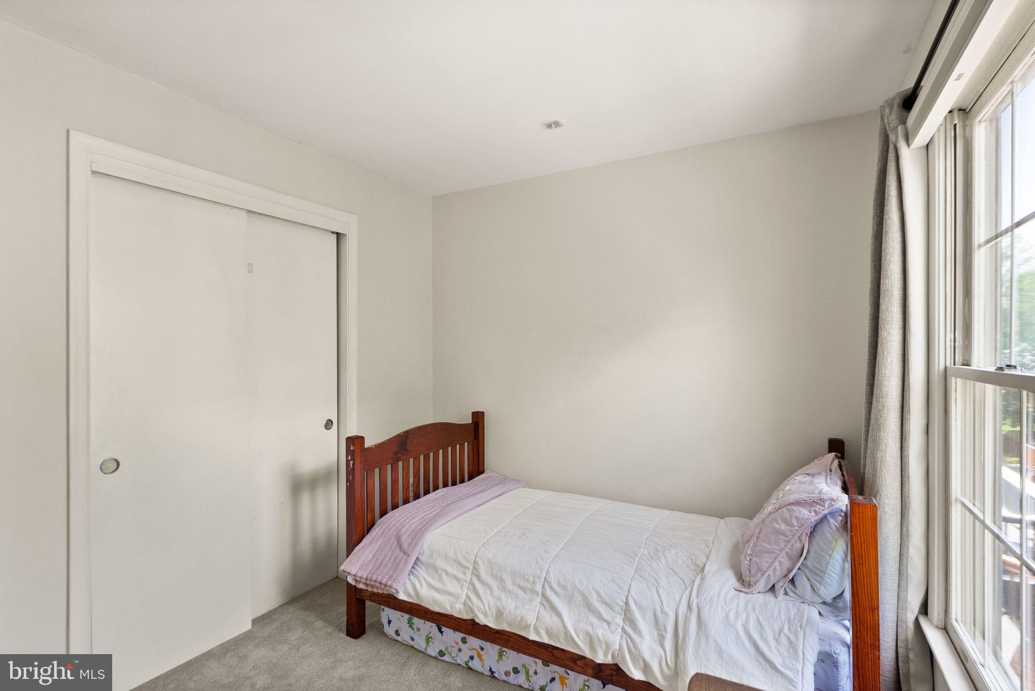 COMPTON VALLEY ESTATES - Residential