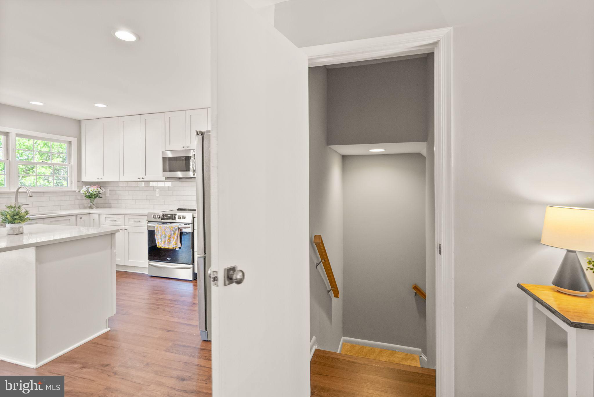 COMPTON VALLEY ESTATES - Residential