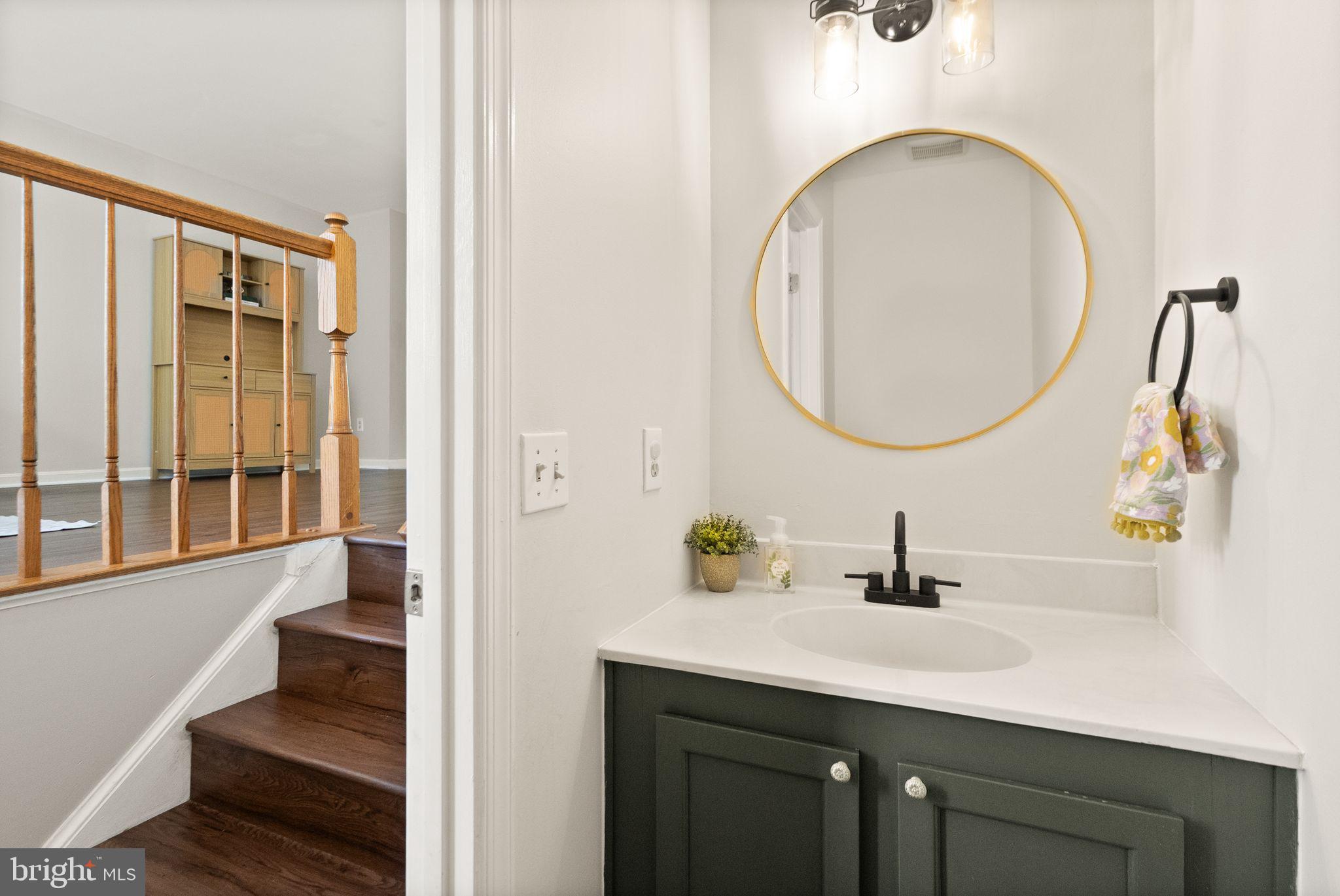 COMPTON VALLEY ESTATES - Residential