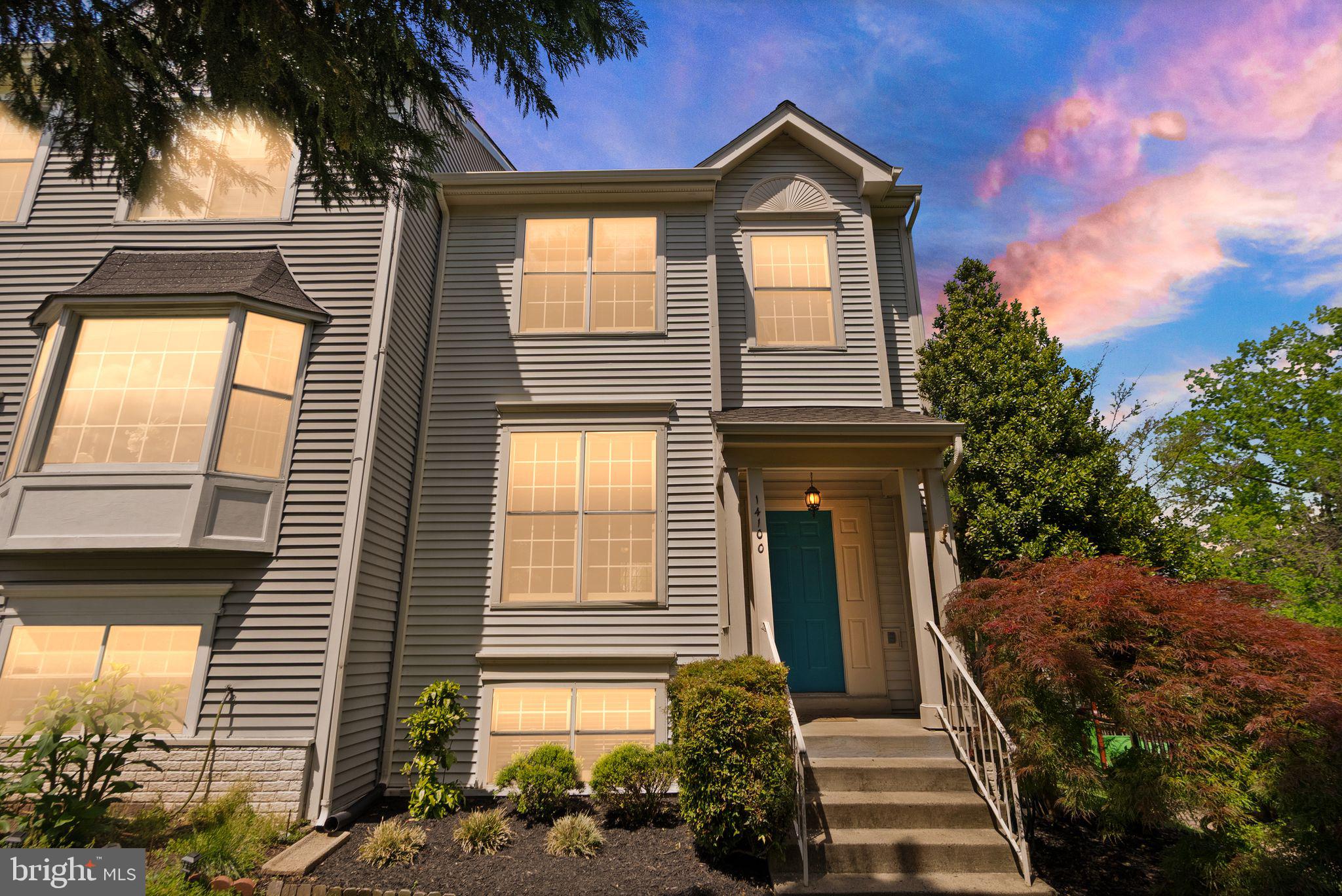 COMPTON VALLEY ESTATES - Residential