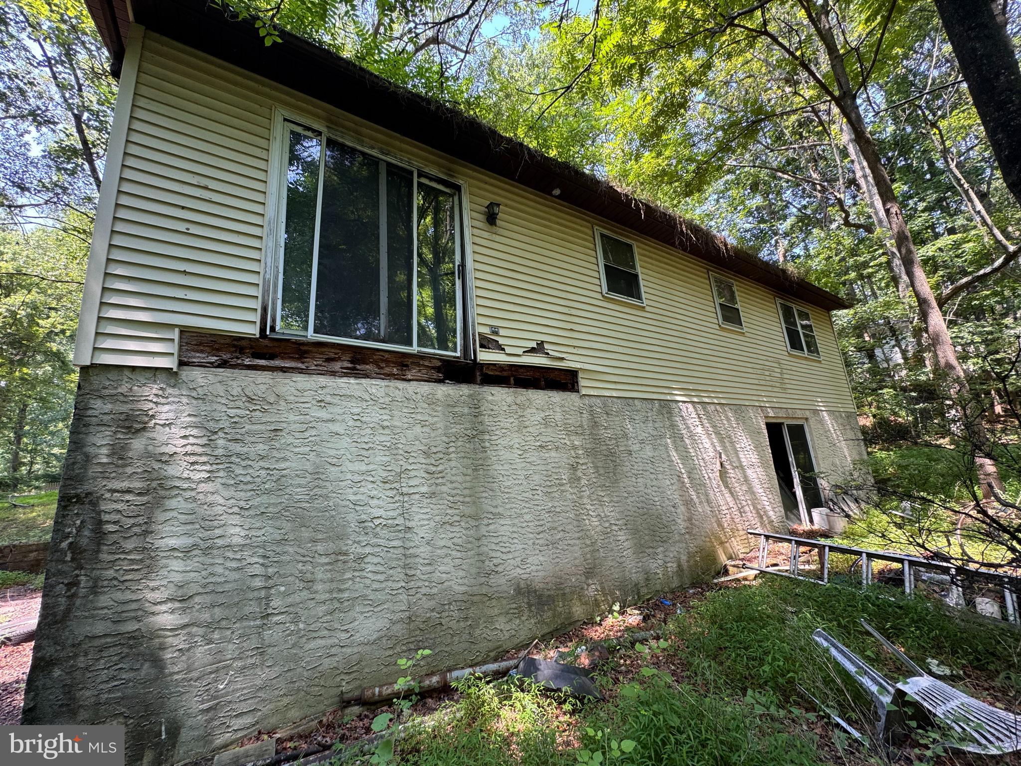 378 OAKBROOK DRIVE
