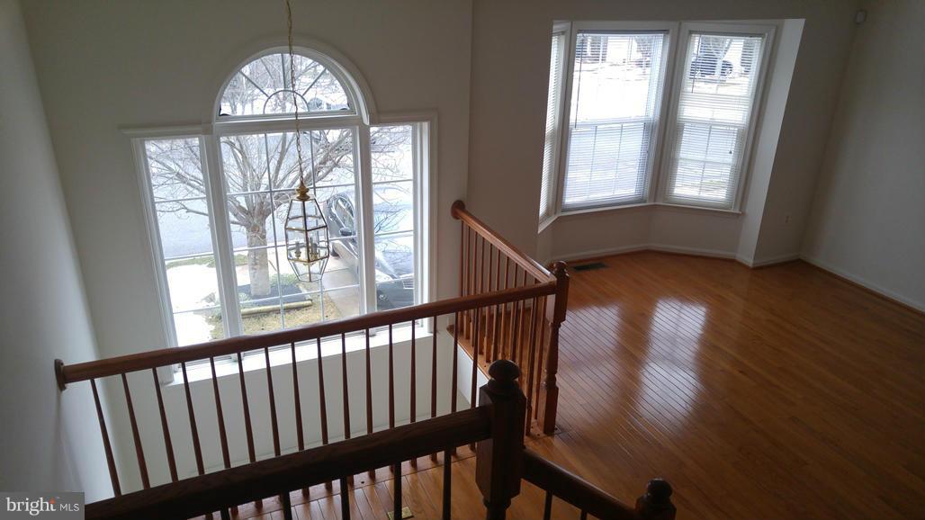 LAKE RIDGE CROSSING - Residential Lease