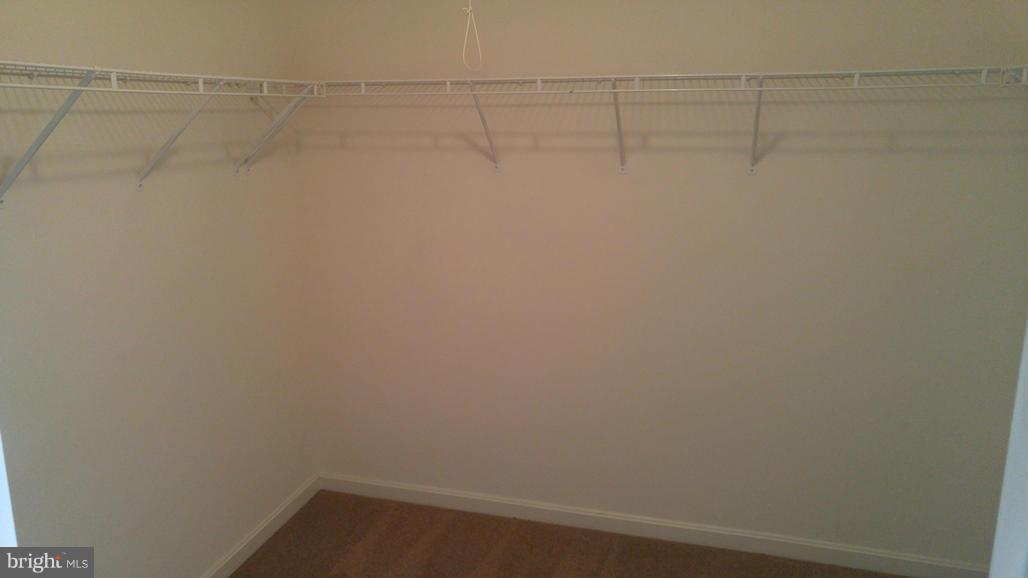 LAKE RIDGE CROSSING - Residential Lease