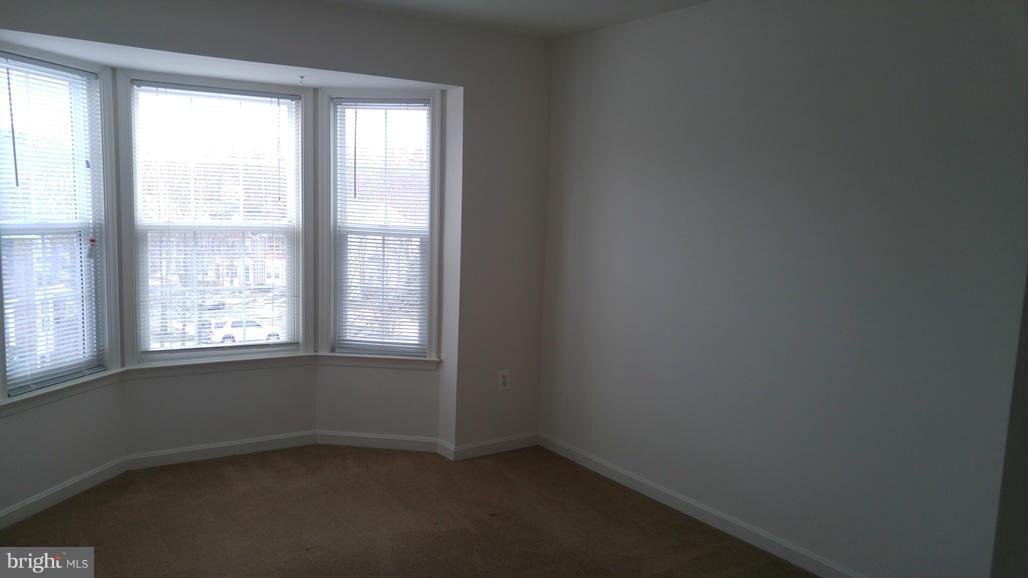 LAKE RIDGE CROSSING - Residential Lease