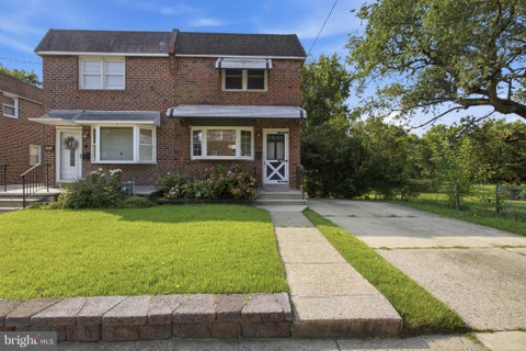 Photo of 207 S Academy Avenue, GLENOLDEN, PA 19036 (MLS # PADE2121080)