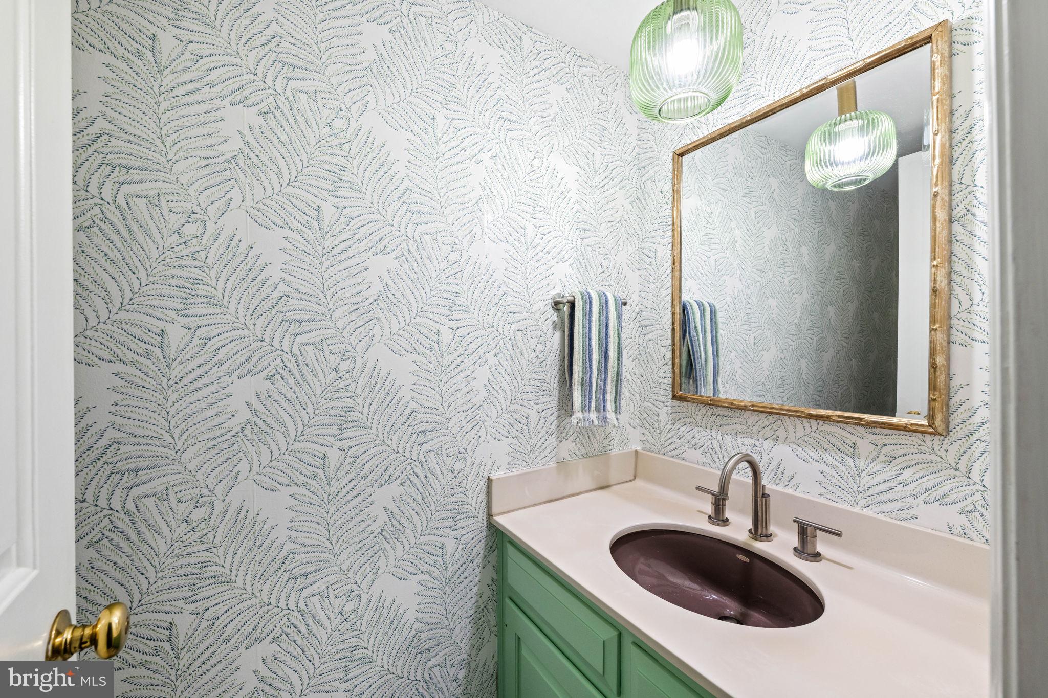 ARCH HALL - Residential