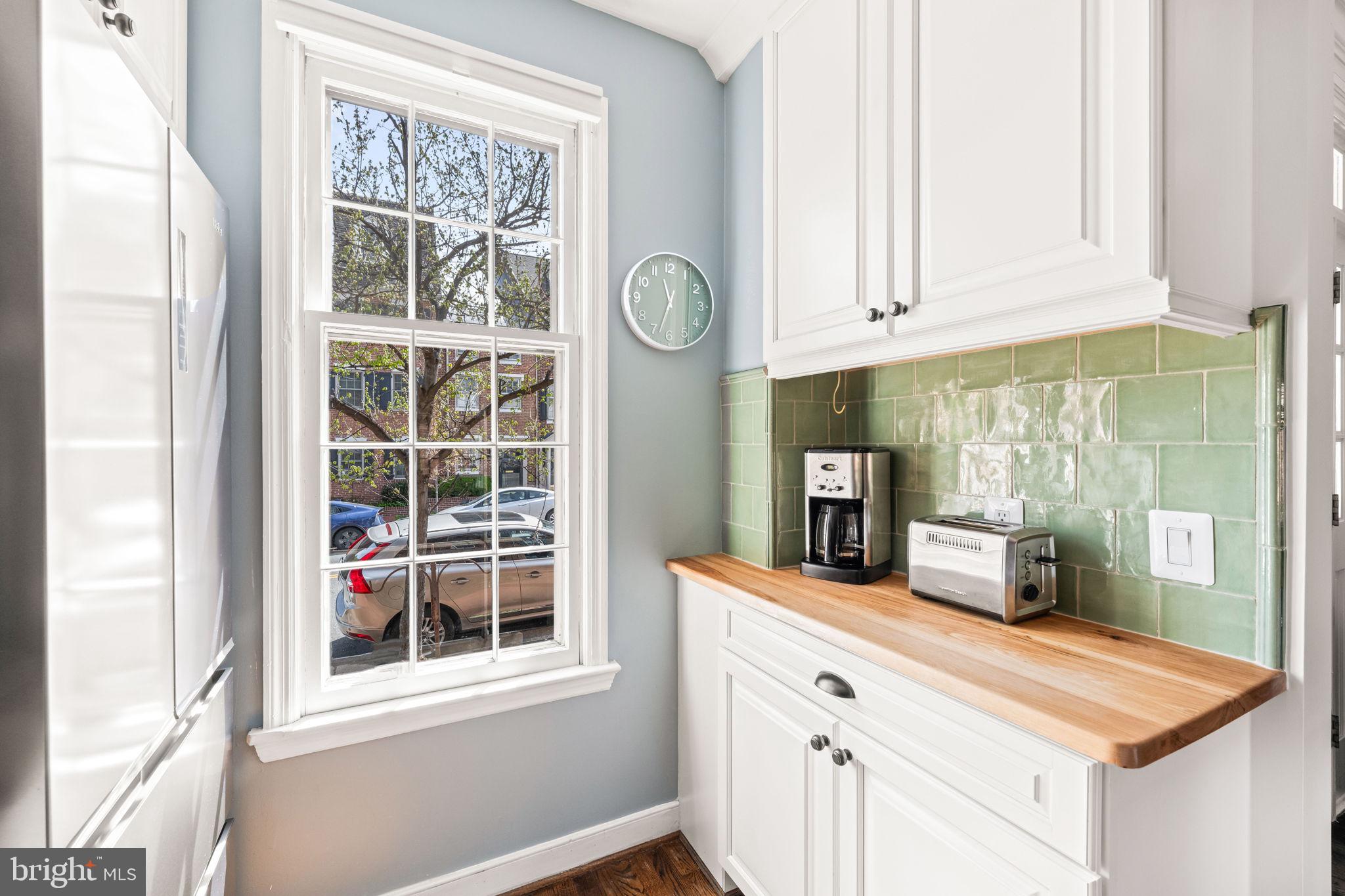 ARCH HALL - Residential