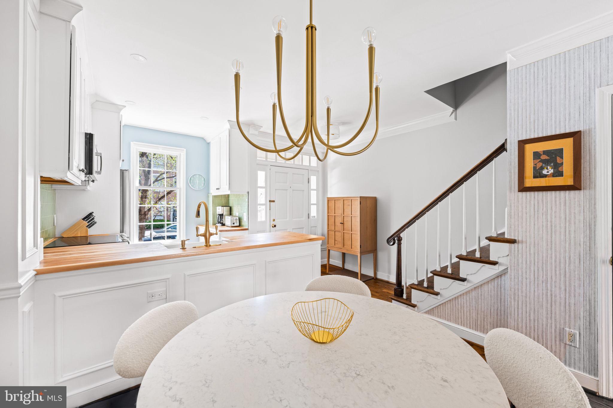 ARCH HALL - Residential