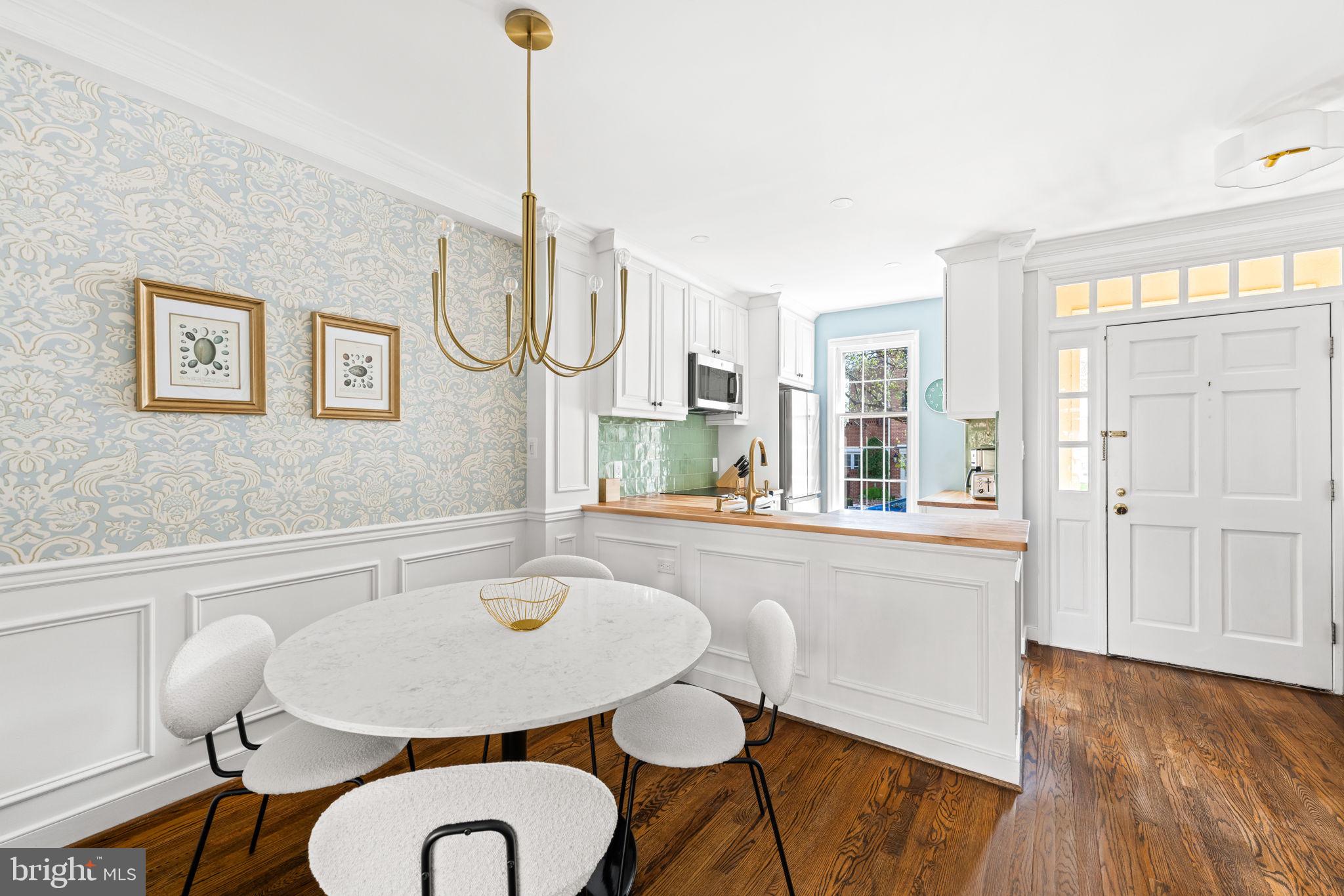 621 S COLUMBUS STREET