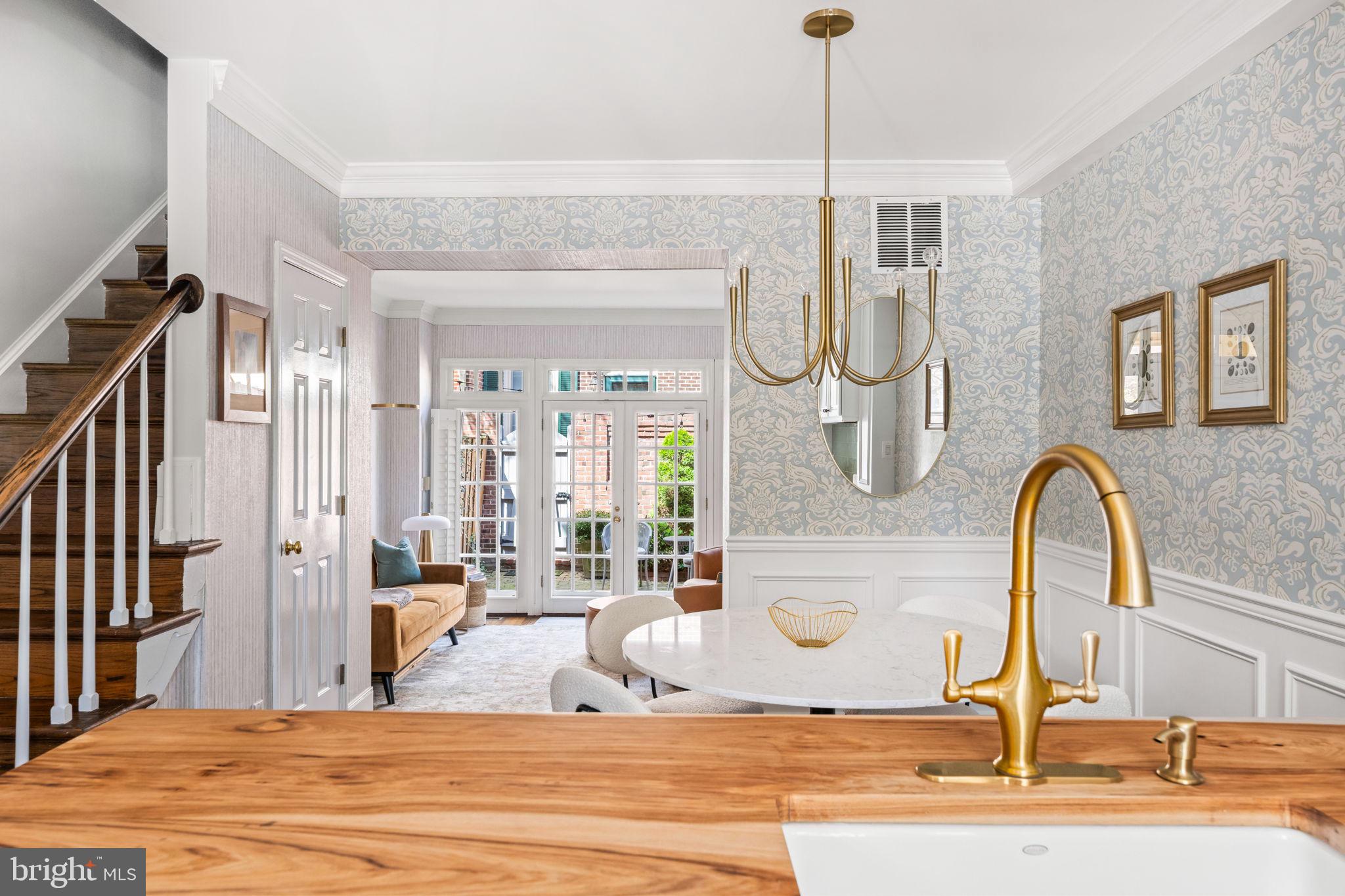 ARCH HALL - Residential