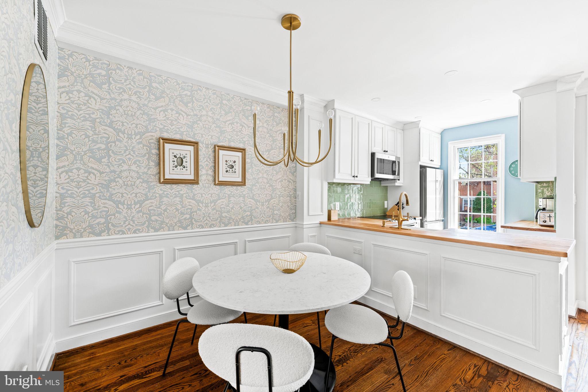 ARCH HALL - Residential