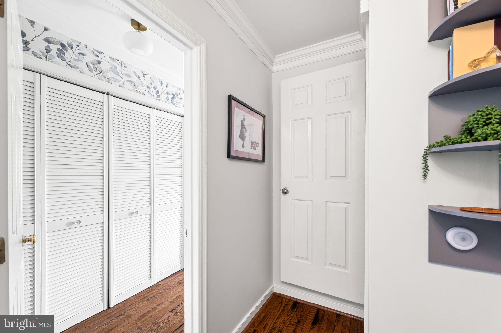 ARCH HALL - Residential