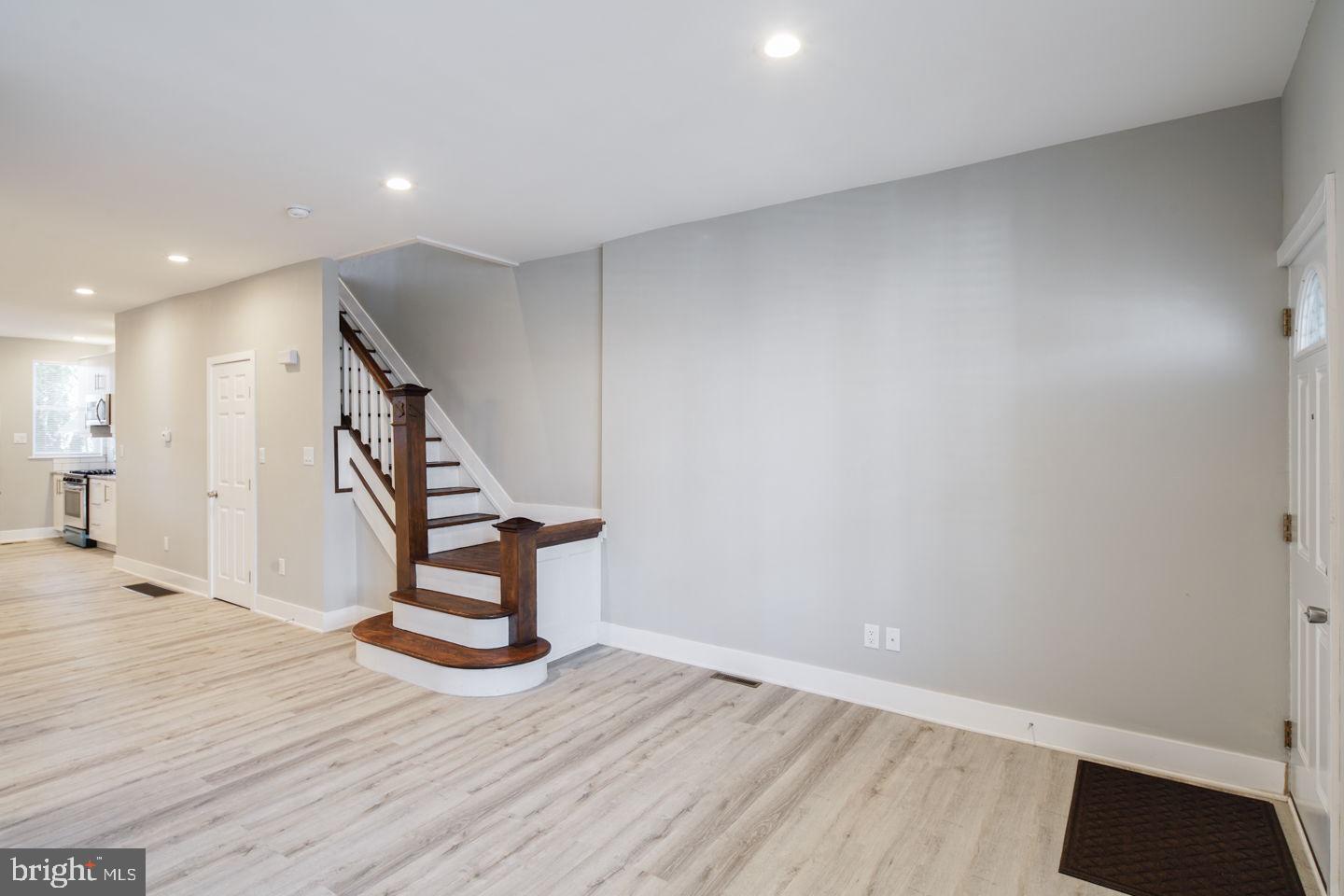 OVERBROOK - Residential