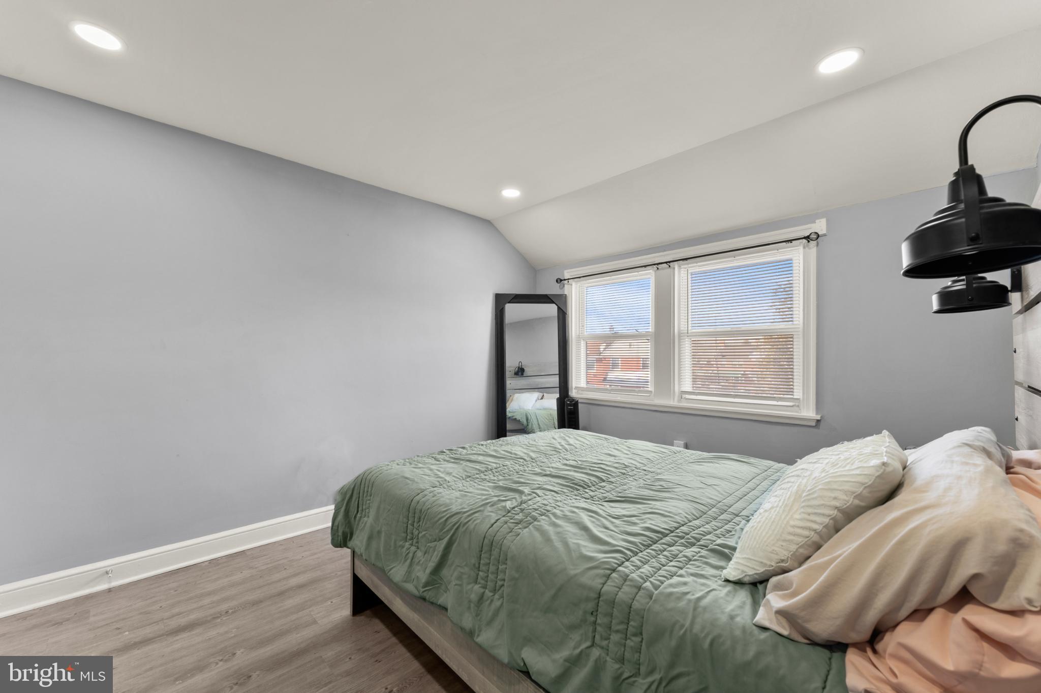 NEW NORTHWOOD - Residential