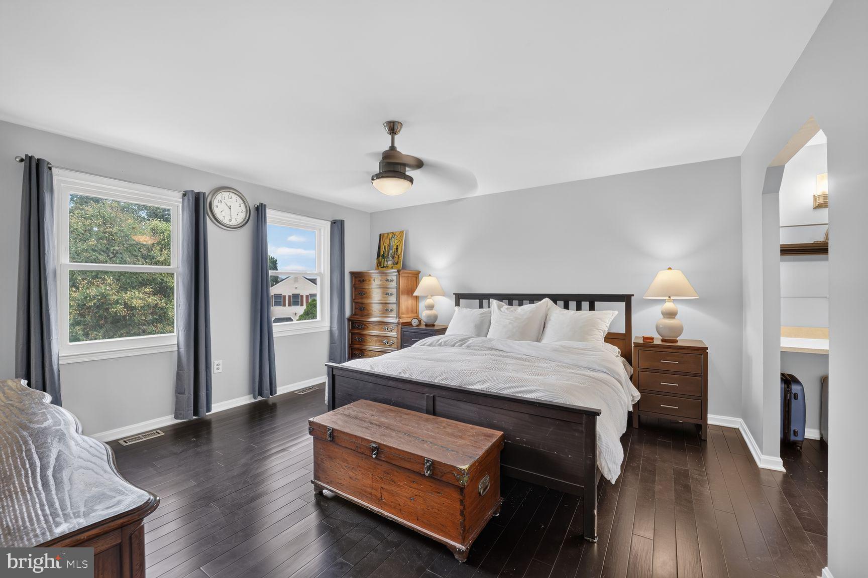10906 LAKE ARBOR WAY