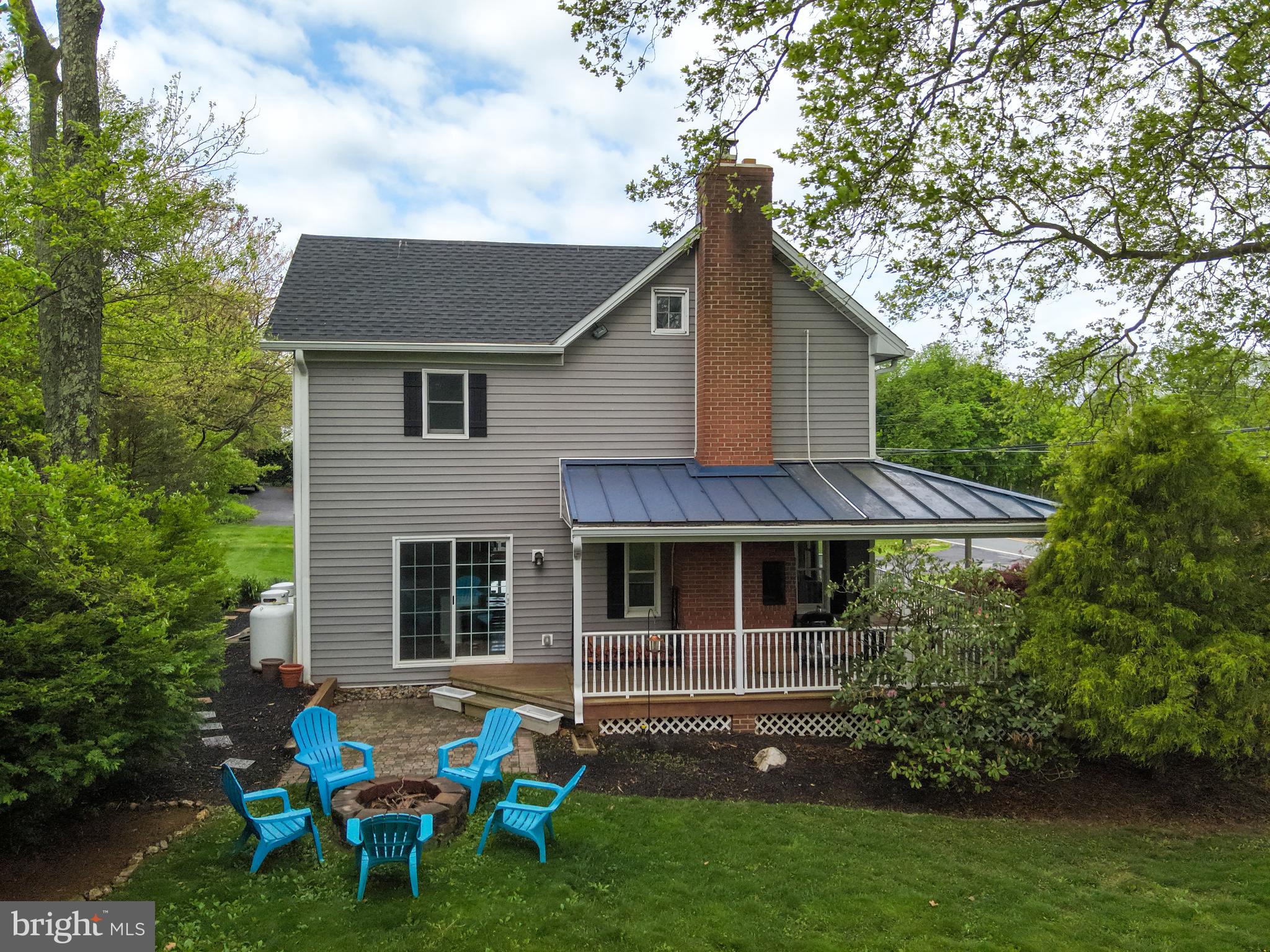 DAMASCUS OUTSIDE - Residential